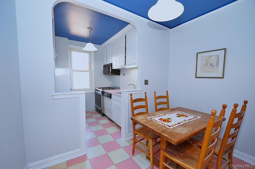 949 Palmer Road # 6H, Bronxville, NY 10708