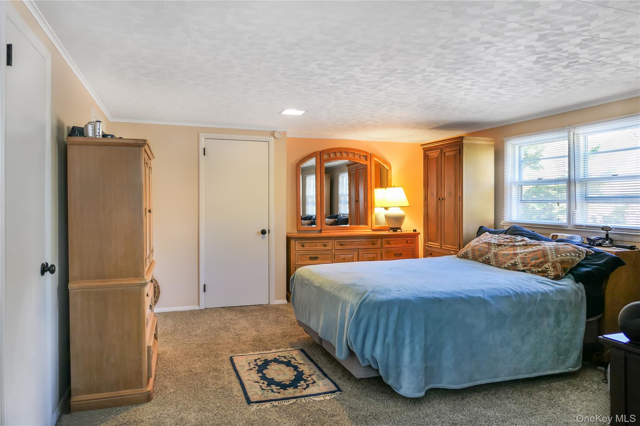 2809 Montauk Highway, Brookhaven, NY 11719