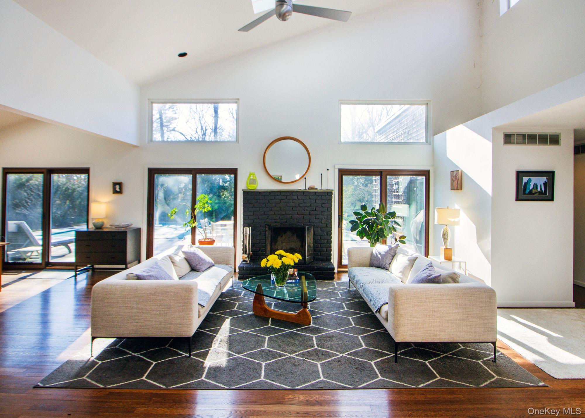 5 Southwood Lane, Quogue, NY 11959