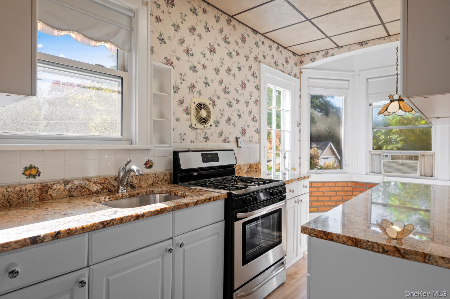 52 Lafayette Street, New Rochelle, NY 10805