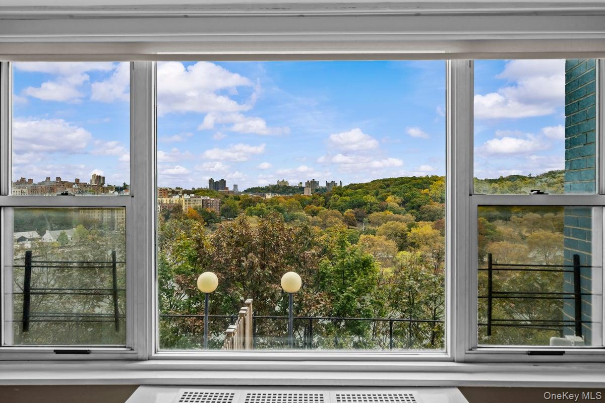 2400 Johnson Avenue # 2F, Bronx, NY 10463