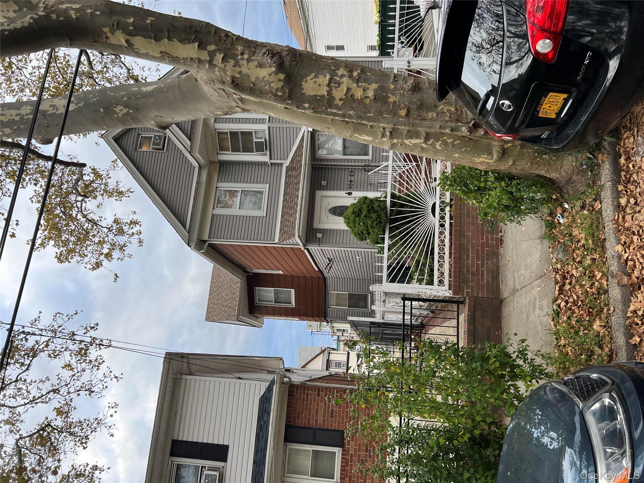 10423 90th Avenue, Richmond Hill, NY 11418