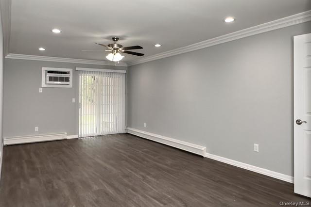 123 Cassa Loop # 123, Holtsville, NY 11742