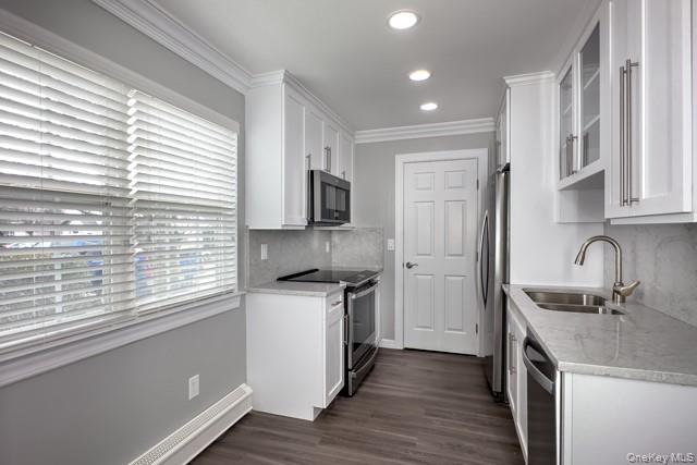 123 Cassa Loop # 123, Holtsville, NY 11742