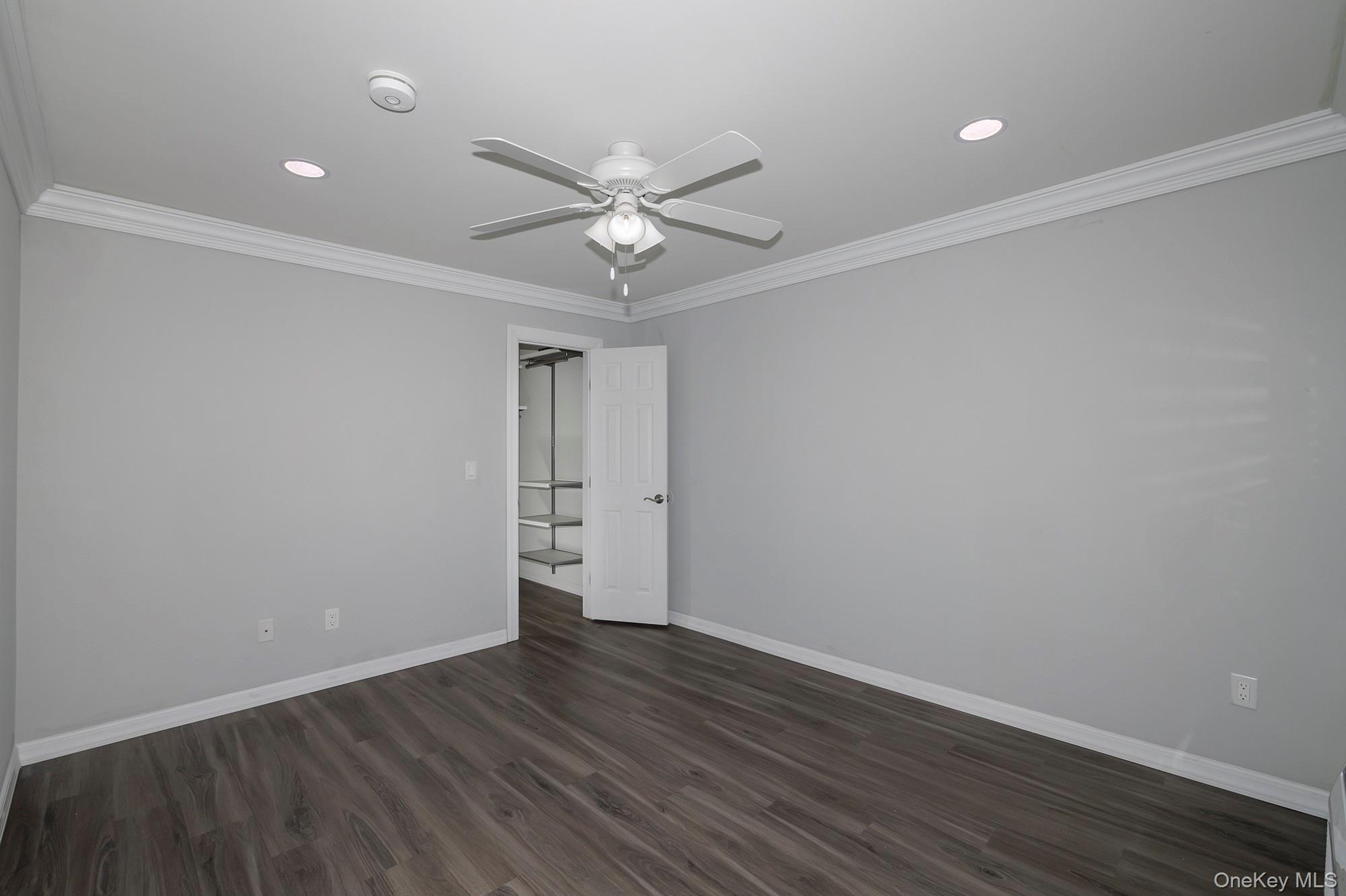 233 Cassa Loop # 233, Holtsville, NY 11742