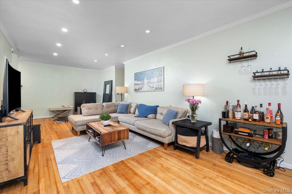 953 W Boston Post Road # 3G, Mamaroneck, NY 10543