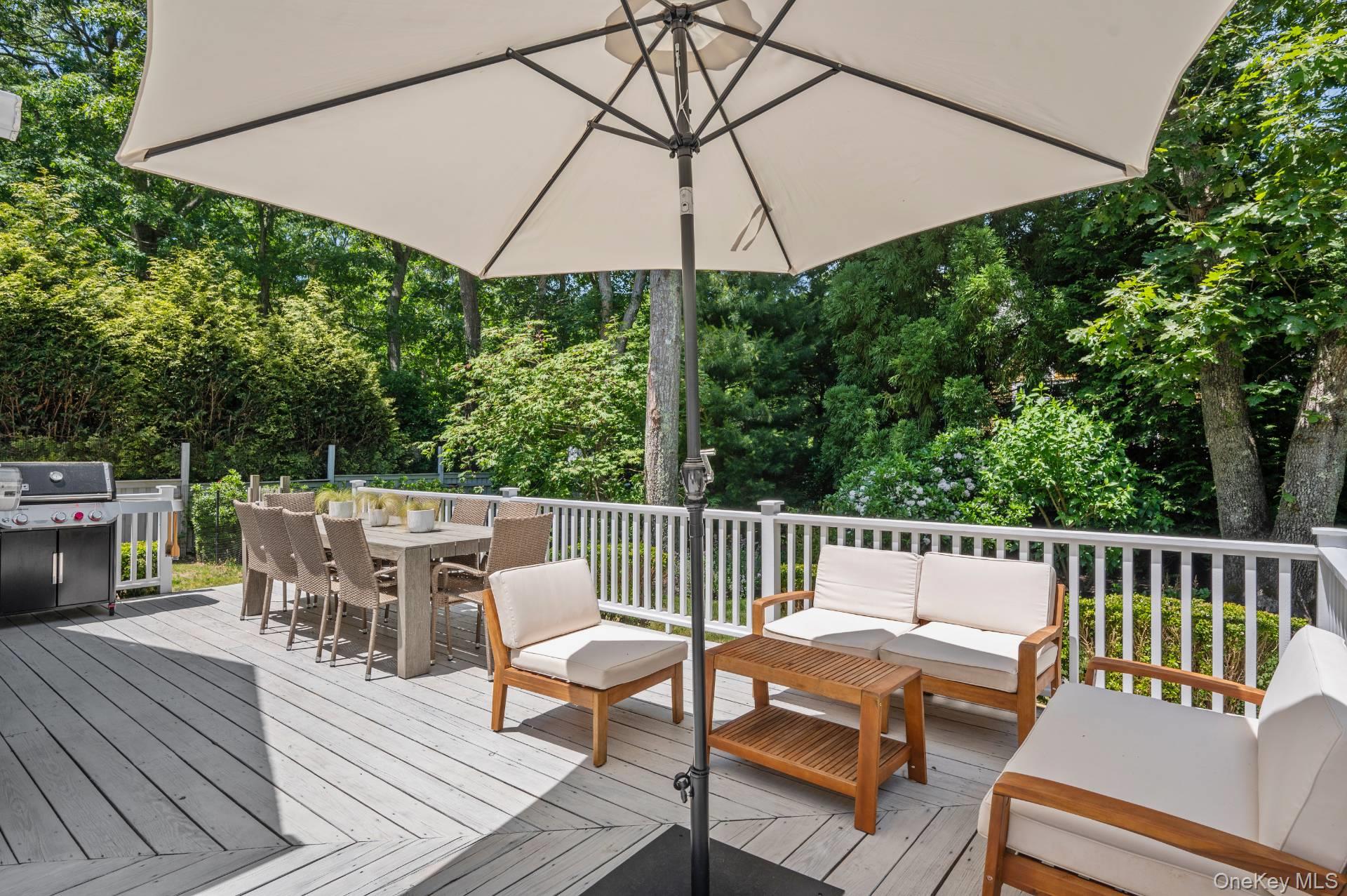 21 Birchwood Lane, Bridgehampton, NY 11932