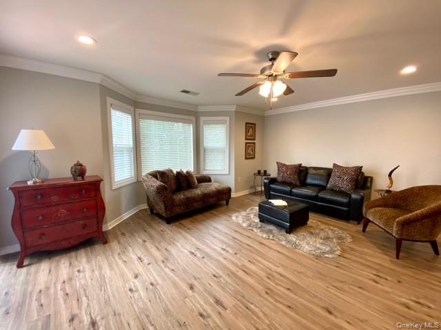 312 Adams Way # 312, Sayville, NY 11782