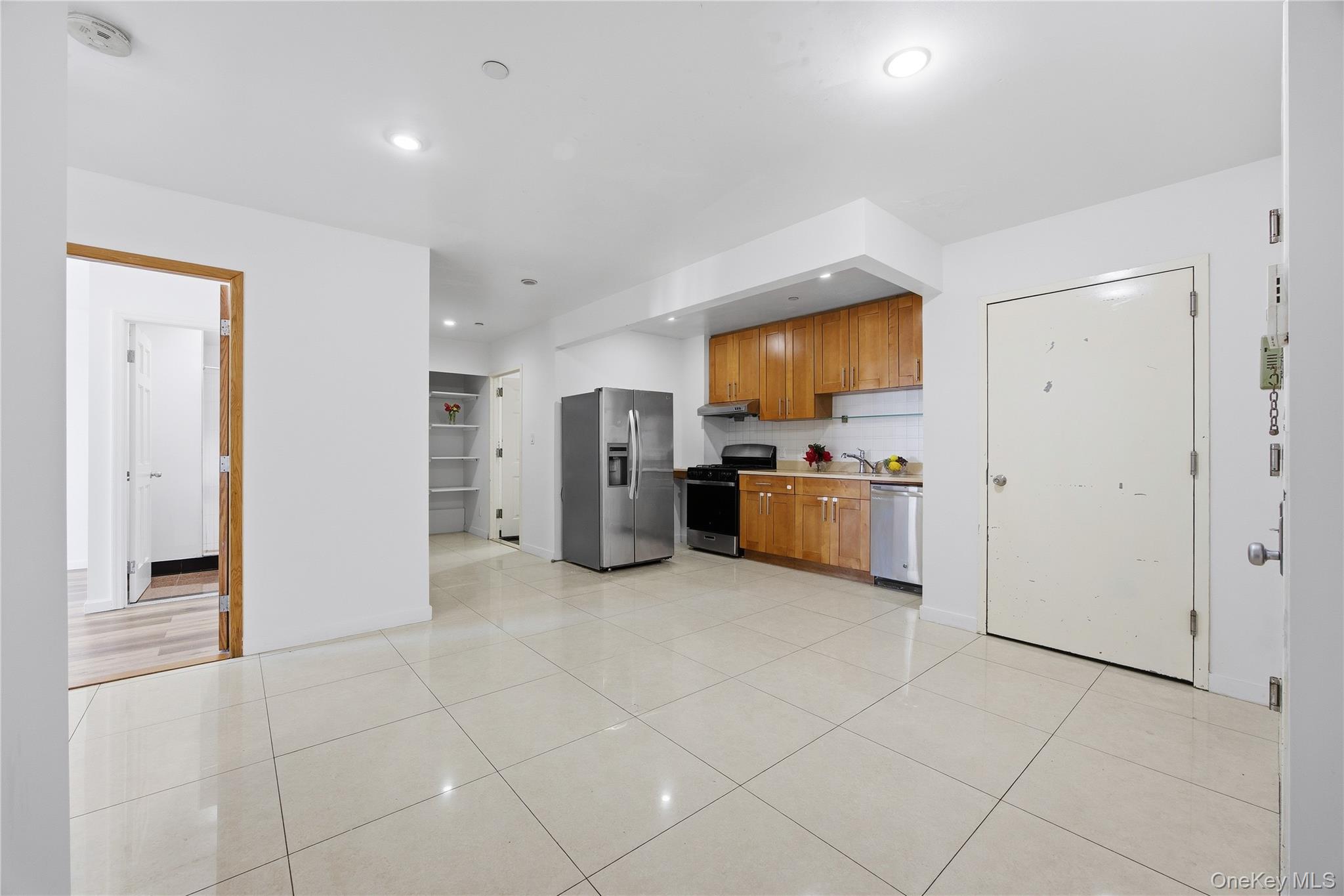 106-07 Northern Boulevard # 5B, Corona, NY 11368