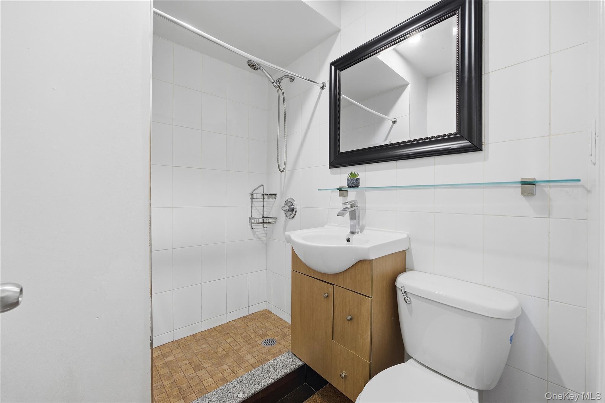 106-07 Northern Boulevard # 5B, Corona, NY 11368