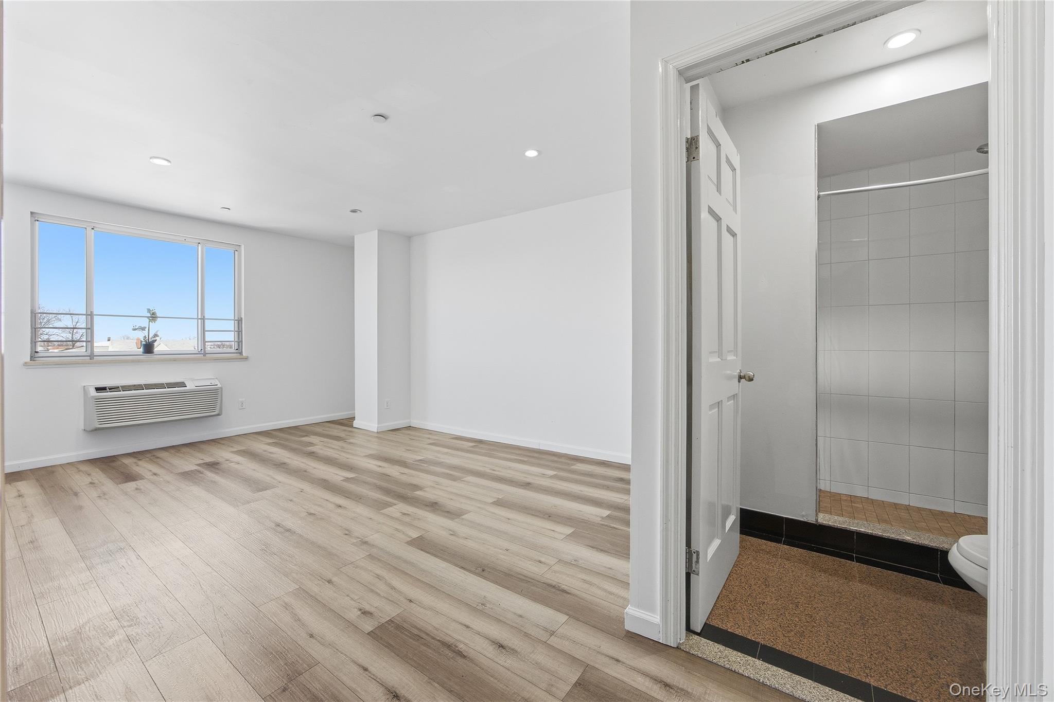 106-07 Northern Boulevard # 5B, Corona, NY 11368