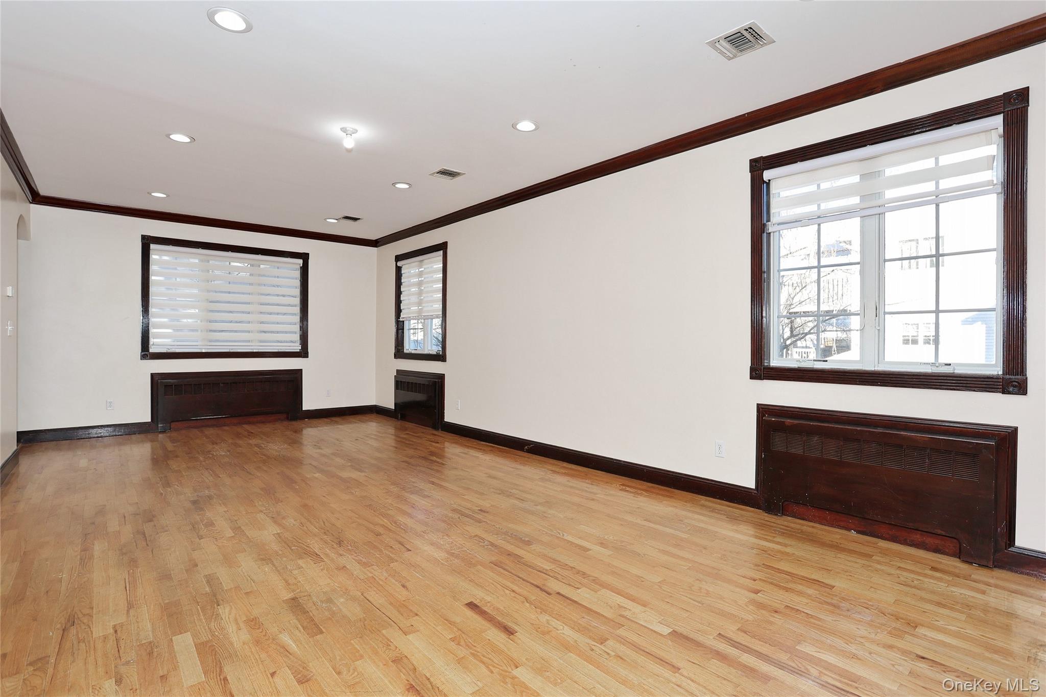 11 Laura Place # 2, Spring Valley, NY 10977