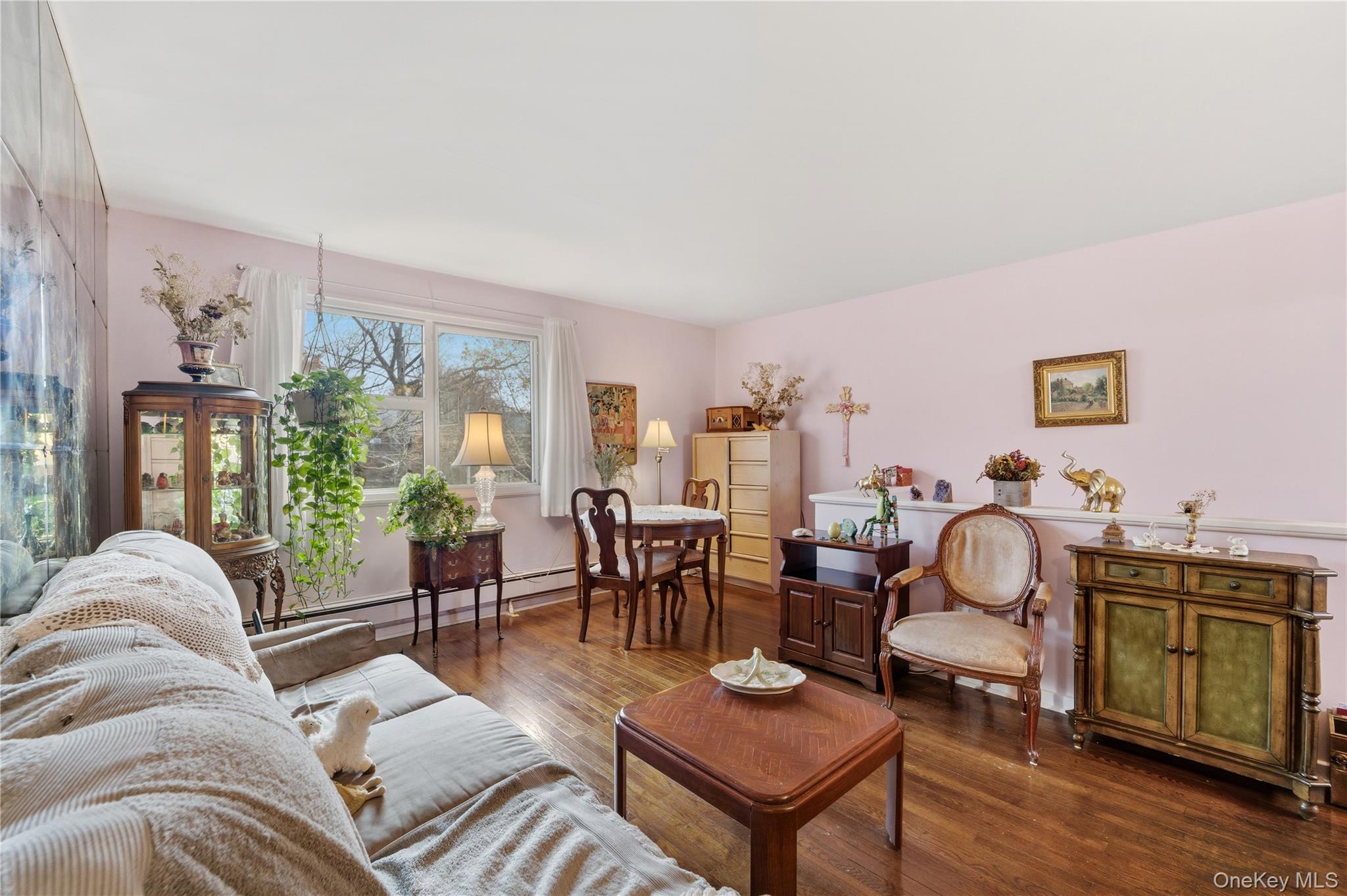 220-47 73rd Avenue # Upper, Bayside, NY 11364