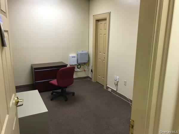 5020 Route 9W, Newburgh, NY 12550