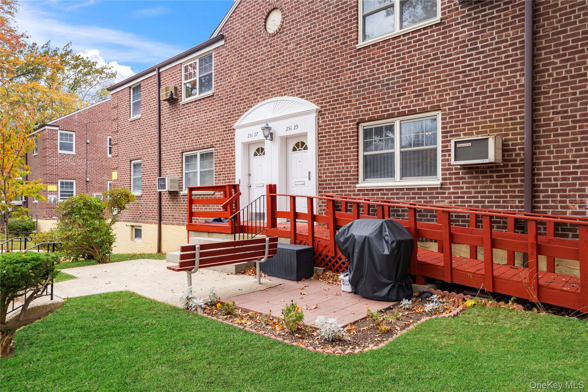 251-29 61st Avenue # #2-719, Little Neck, NY 11362