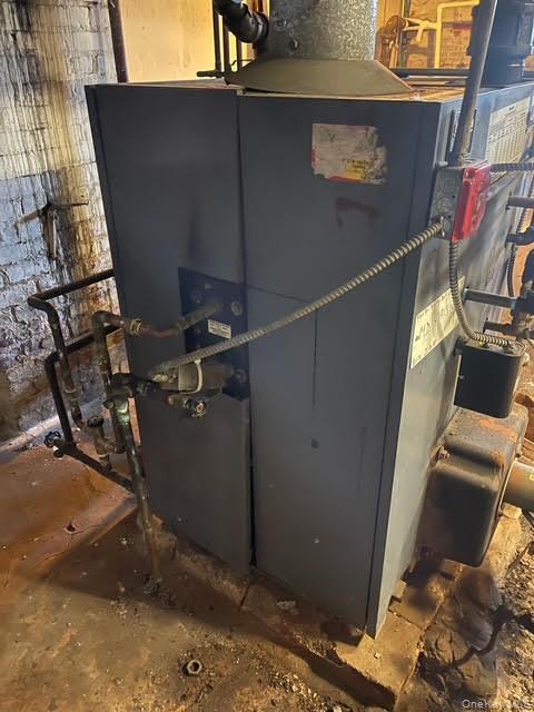 456 City Island Avenue, Bronx, NY 10464