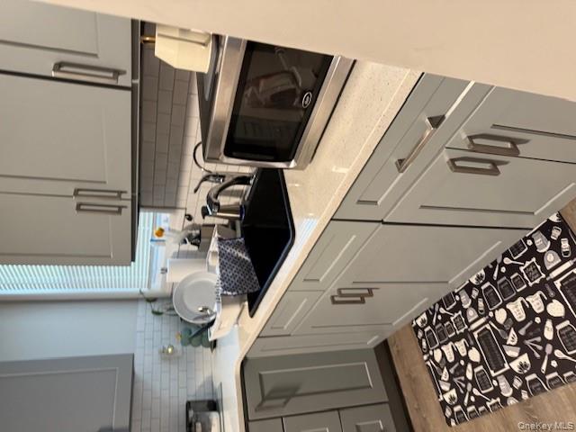 679 E 241st Street, Bronx, NY 10470