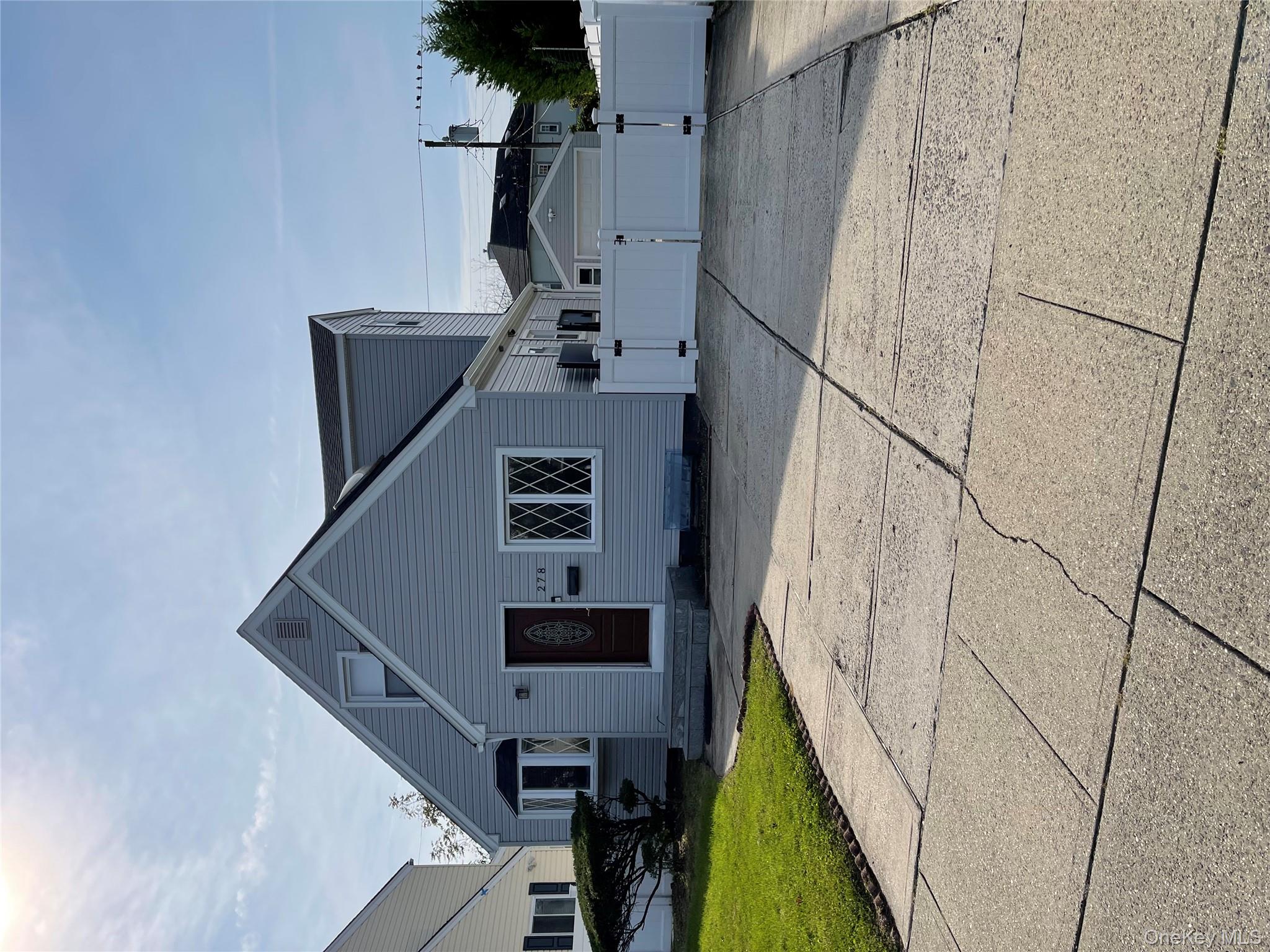 278 Devonshire Drive, New Hyde Park, NY 11040