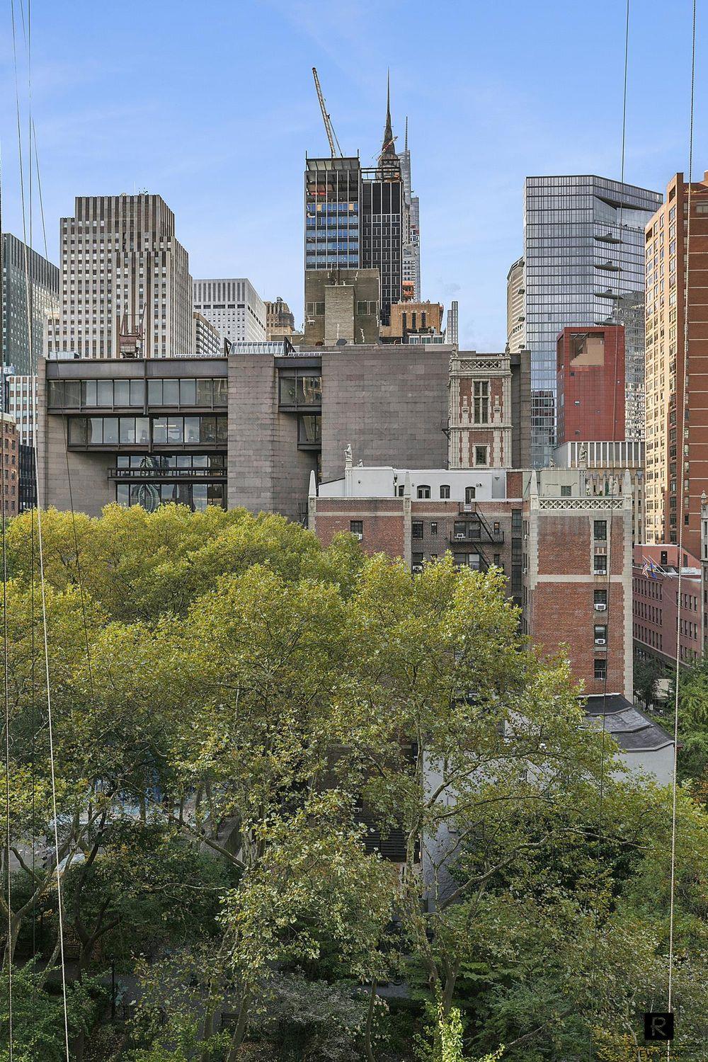 45 Tudor City Place # 907, New York (Manhattan), NY 10017
