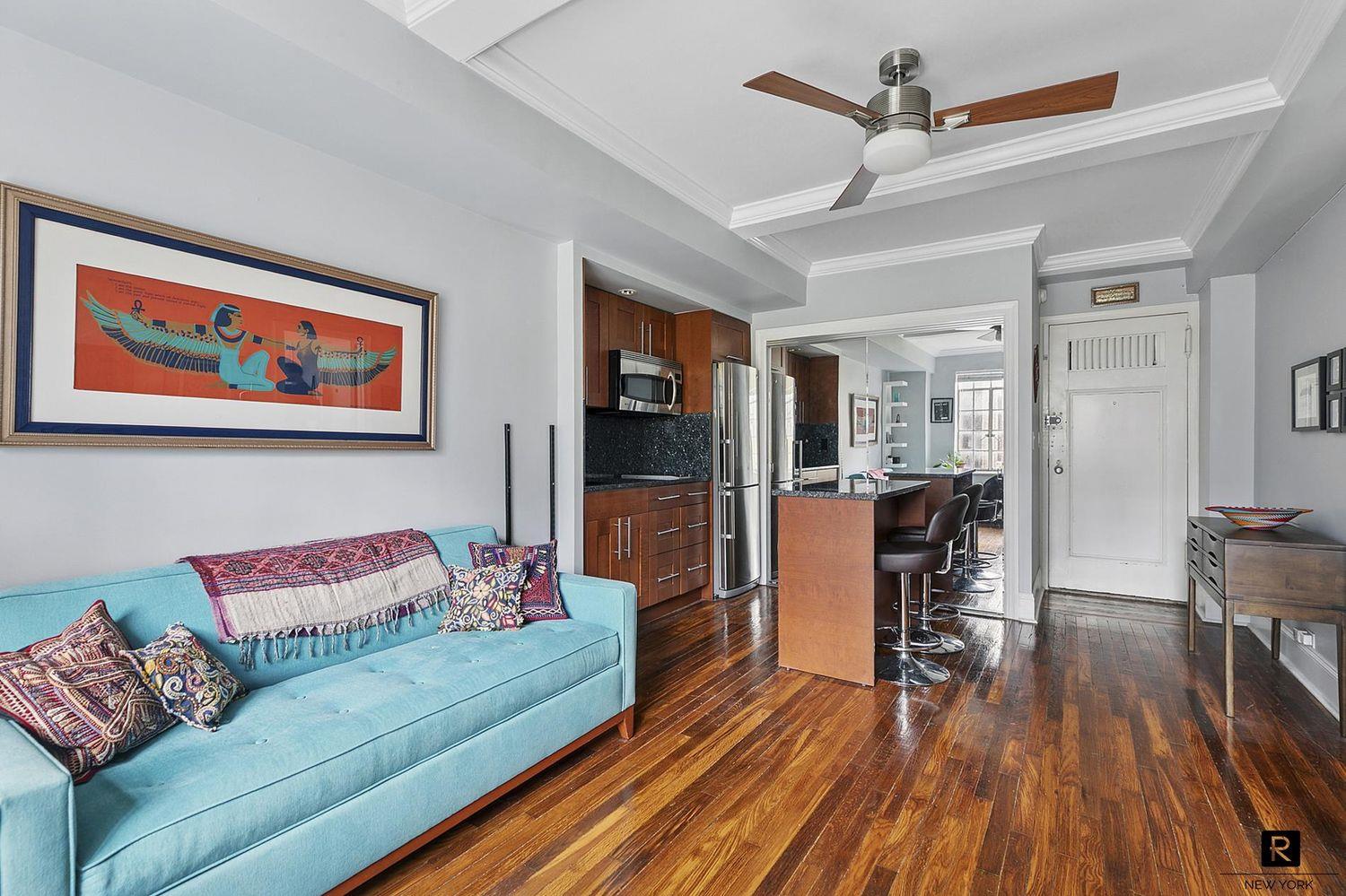 45 Tudor City Place # 907, New York (Manhattan), NY 10017