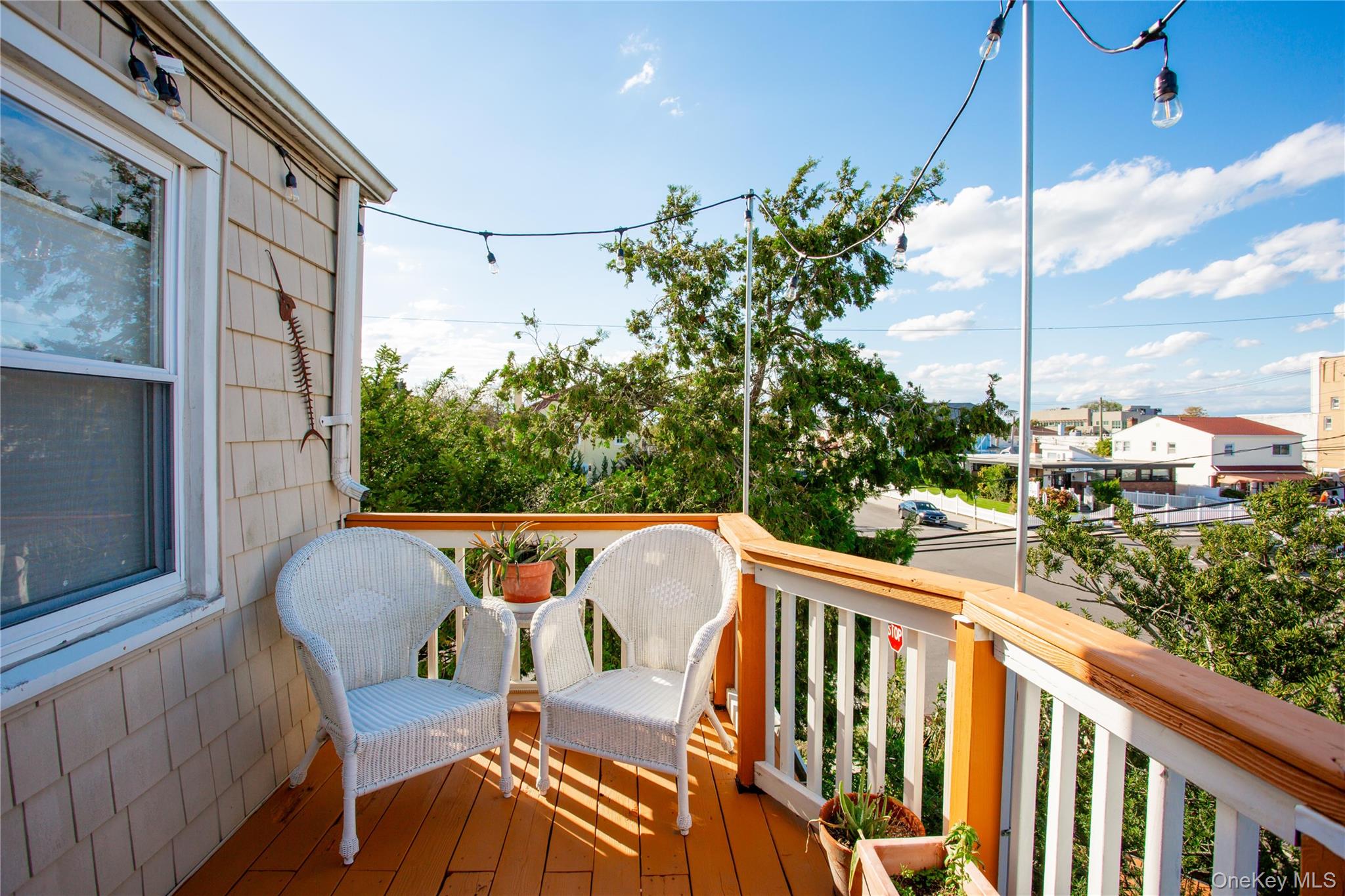 274 W Walnut Street, Long Beach, NY 11561