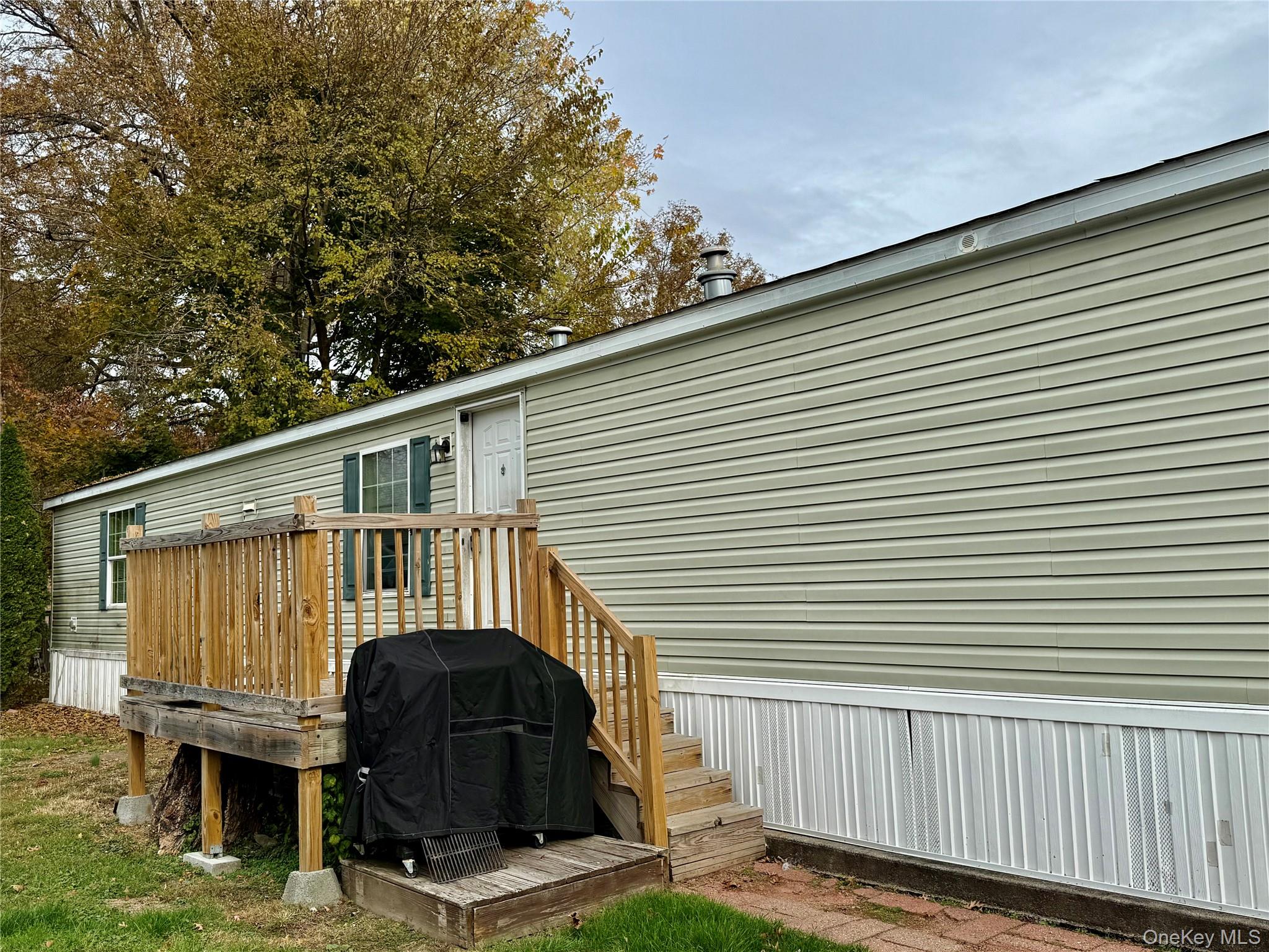 568 Gulliver Terrace, Walden, NY 12586