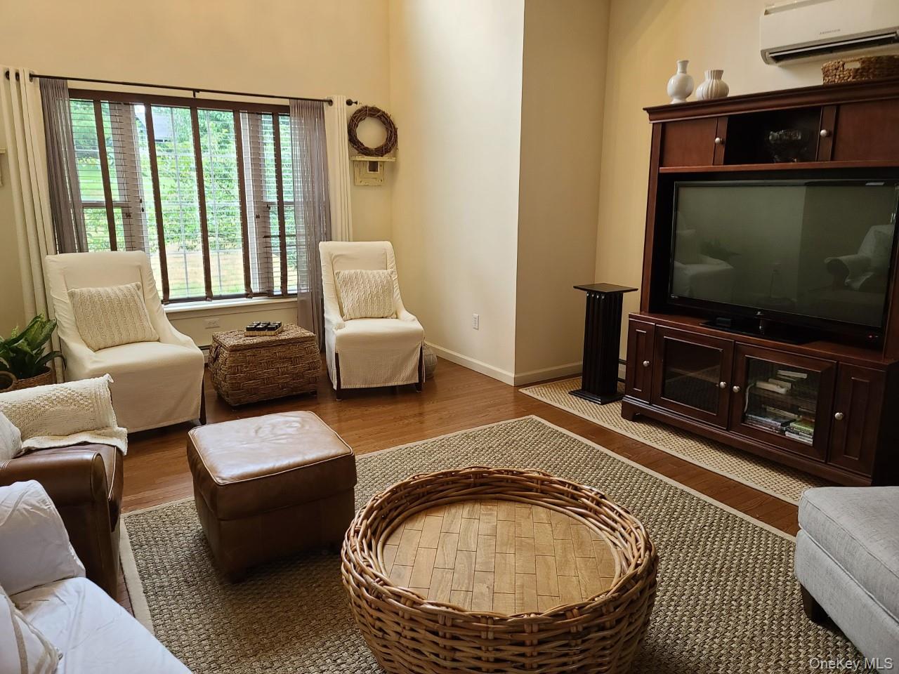 11 BEACHAM Road, Rhinebeck, NY 12572