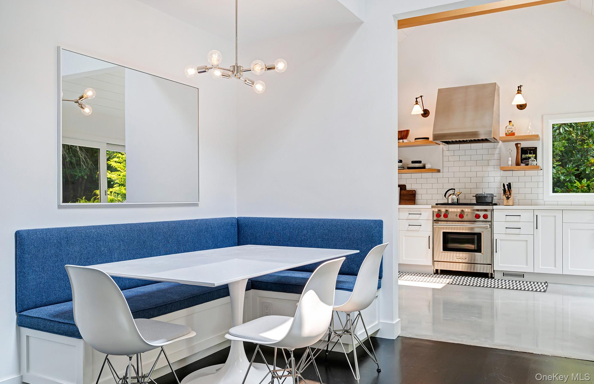 8 Foxglove Road, East Hampton, NY 11937