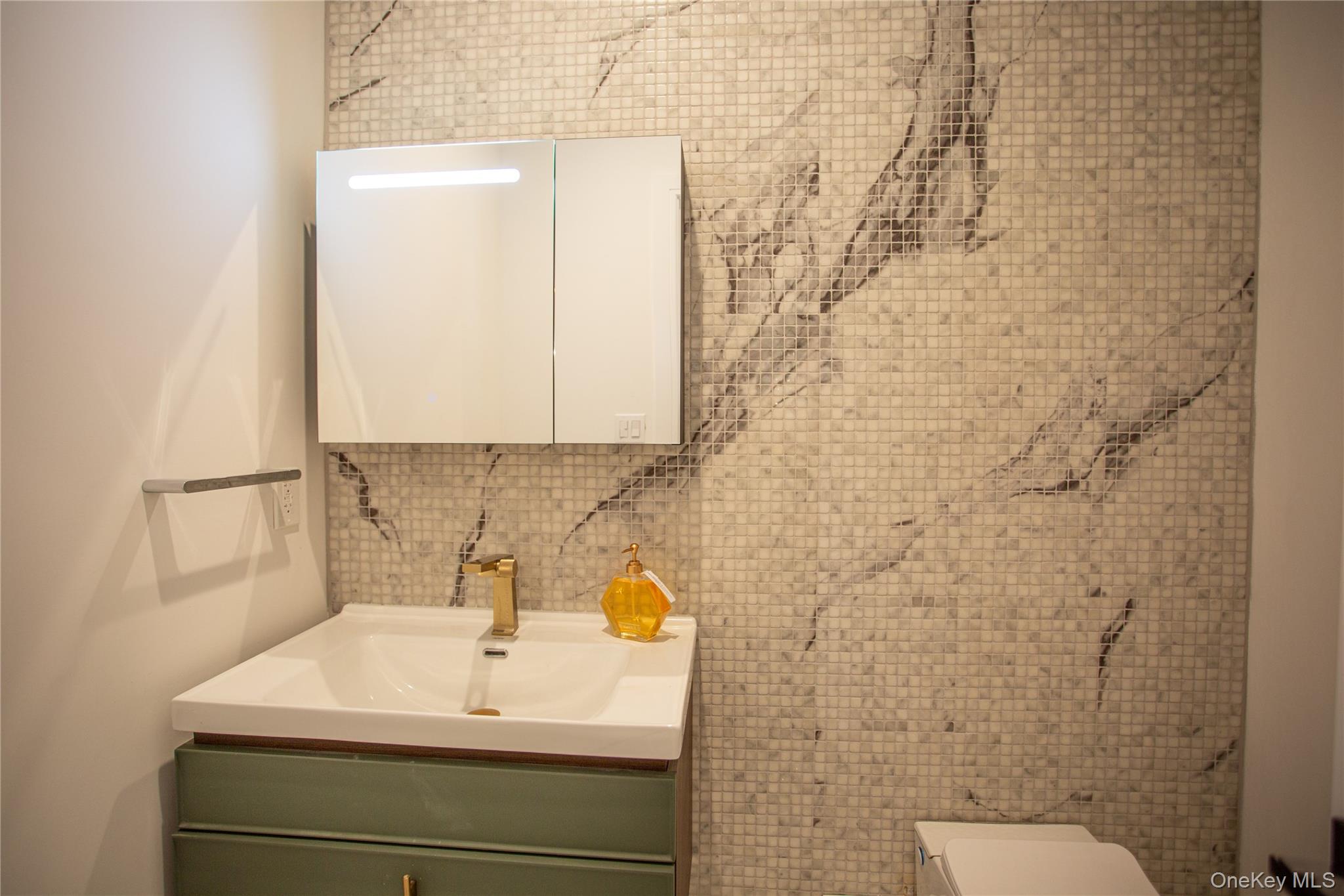 622 W Penn Street # A1, Long Beach, NY 11561