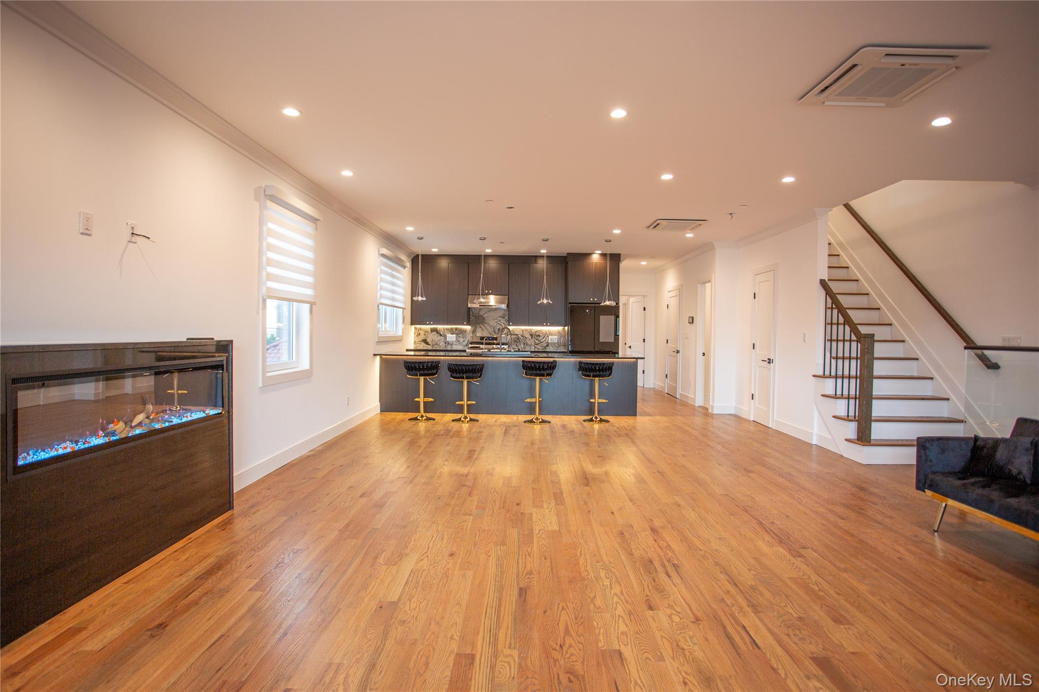 622 W Penn Street # A1, Long Beach, NY 11561