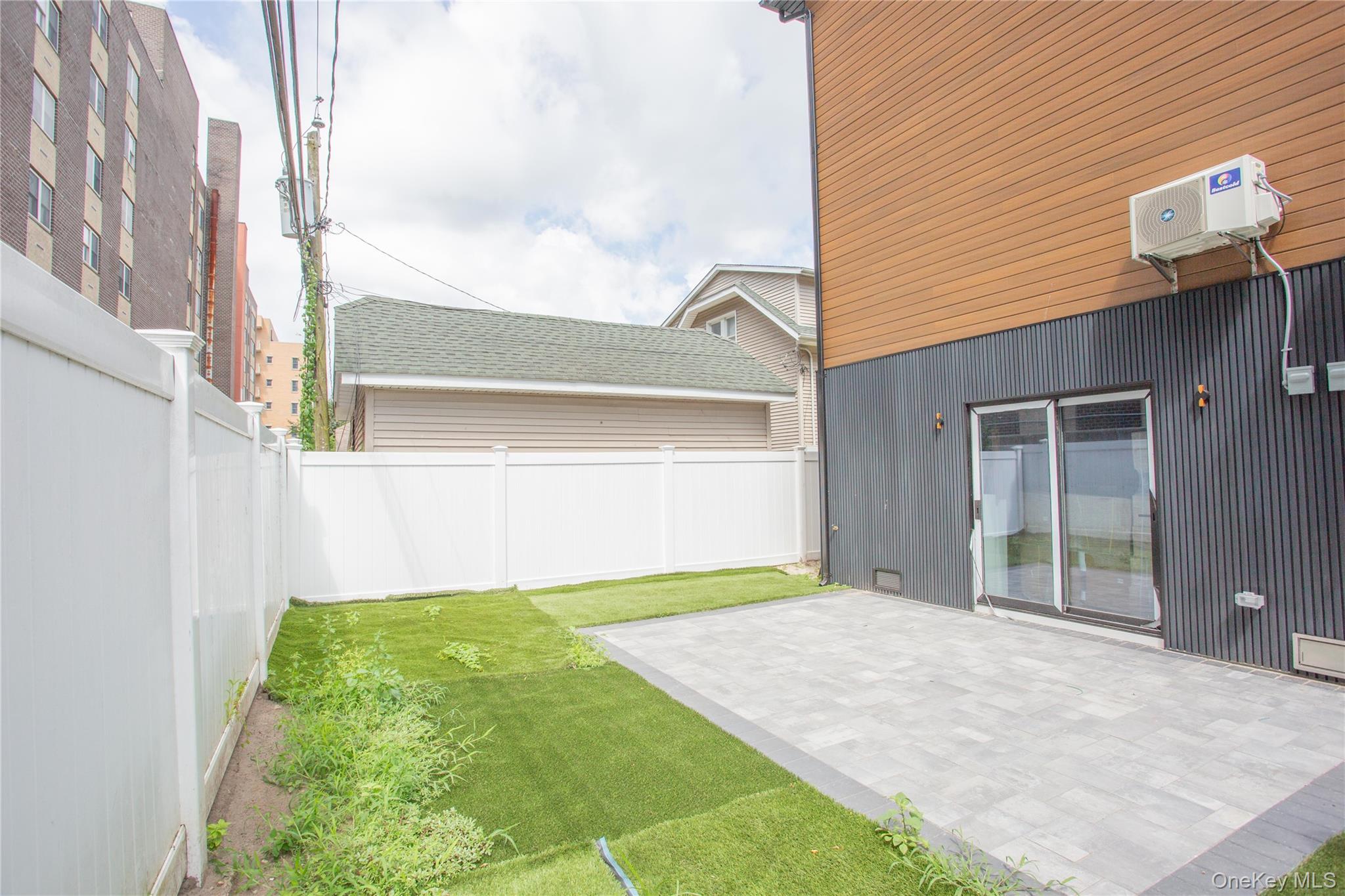 622 W Penn Street # A1, Long Beach, NY 11561