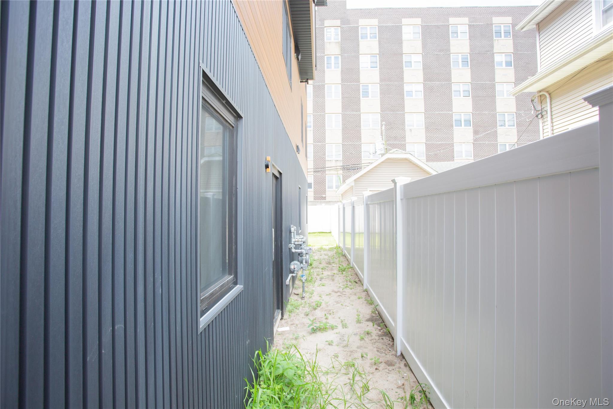 622 W Penn Street # A1, Long Beach, NY 11561