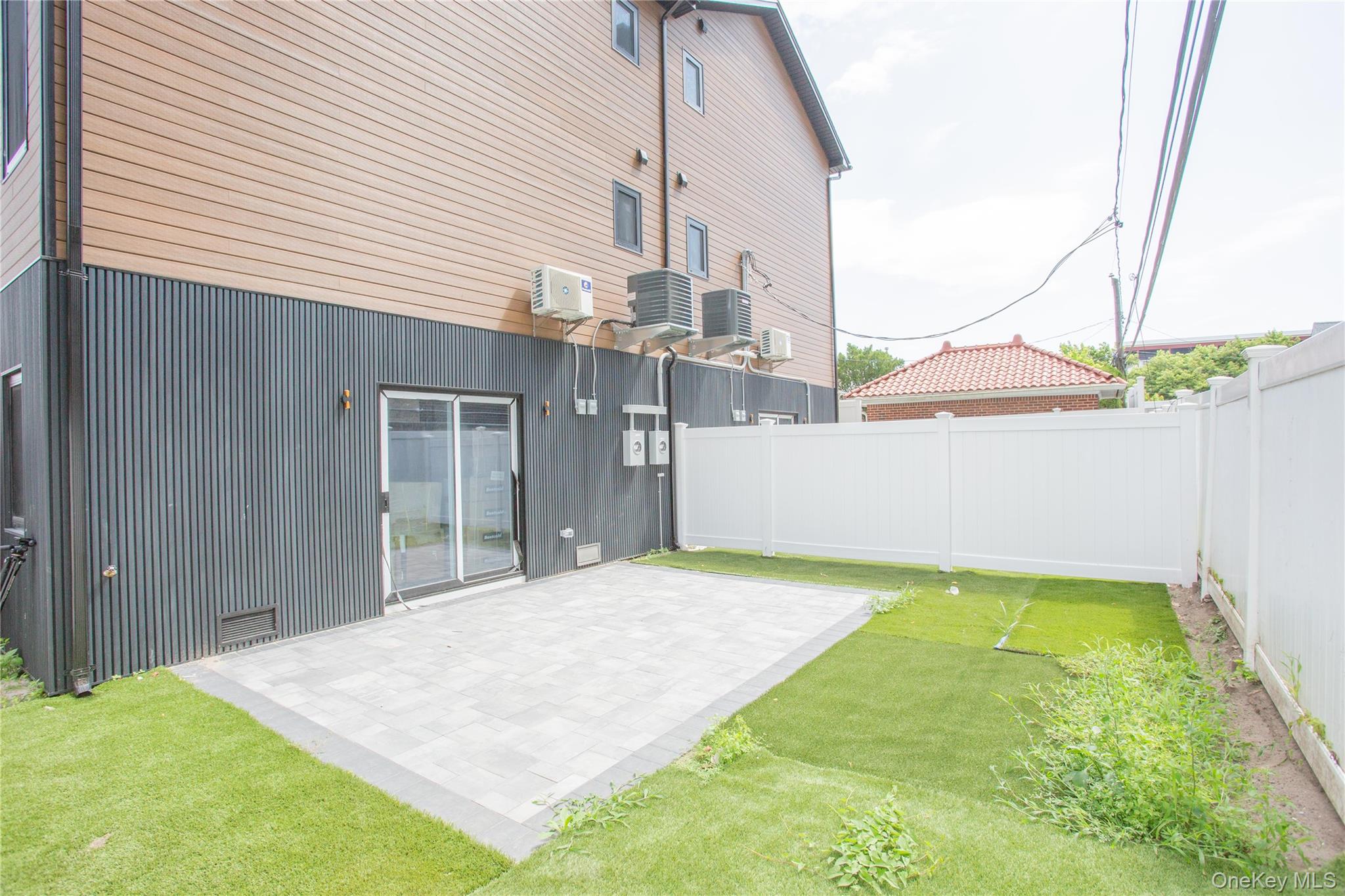 622 W Penn Street # A1, Long Beach, NY 11561