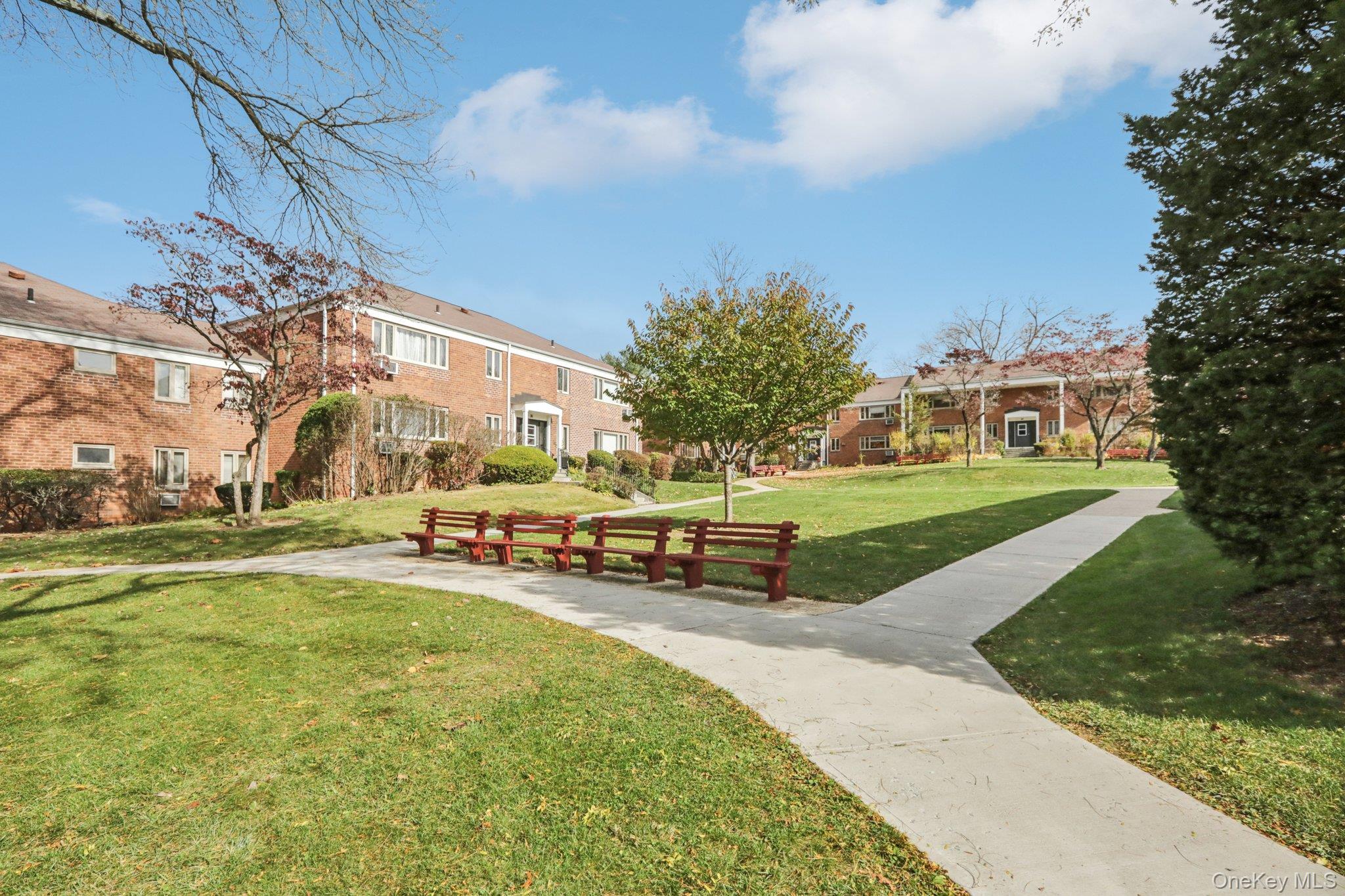 40 Lawrence Drive # A, White Plains, NY 10603