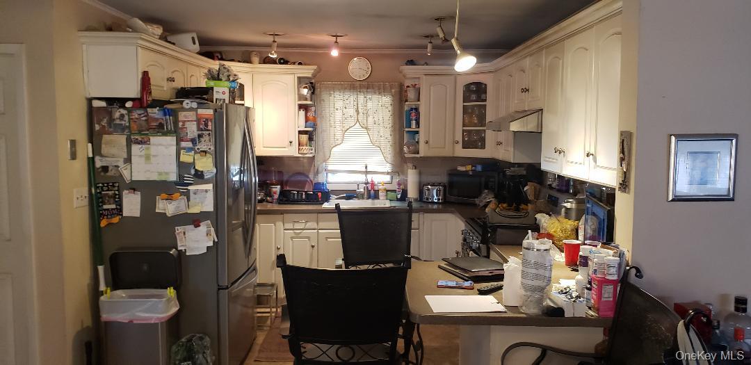 12 Enness Avenue, Bethpage, NY 11714