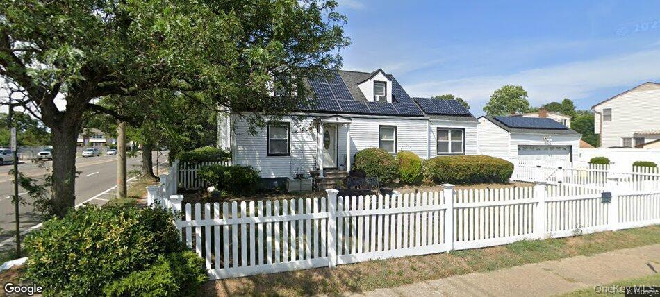 12 Enness Avenue, Bethpage, NY 11714