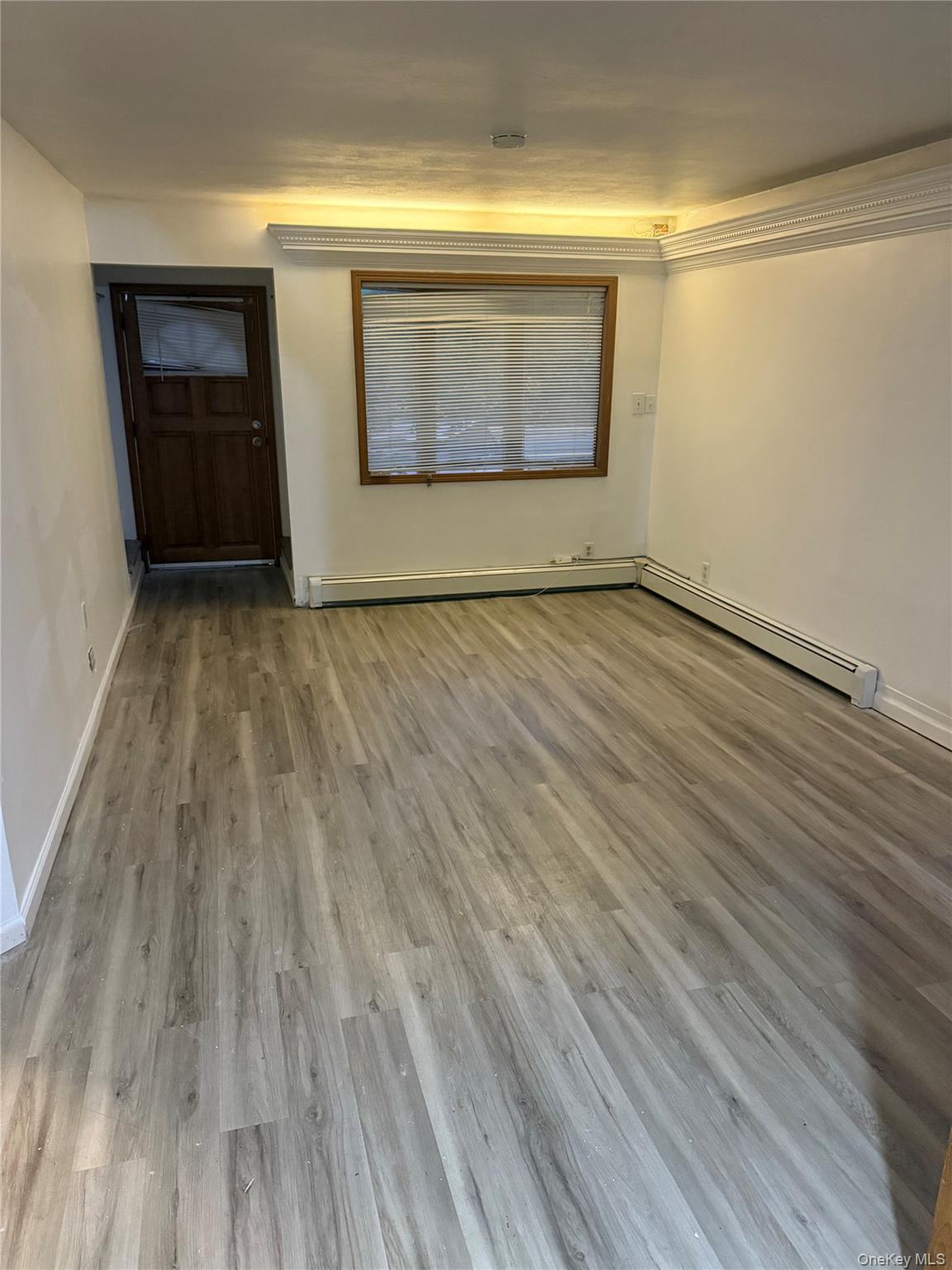 178 Commack Road, Deer Park, NY 11729