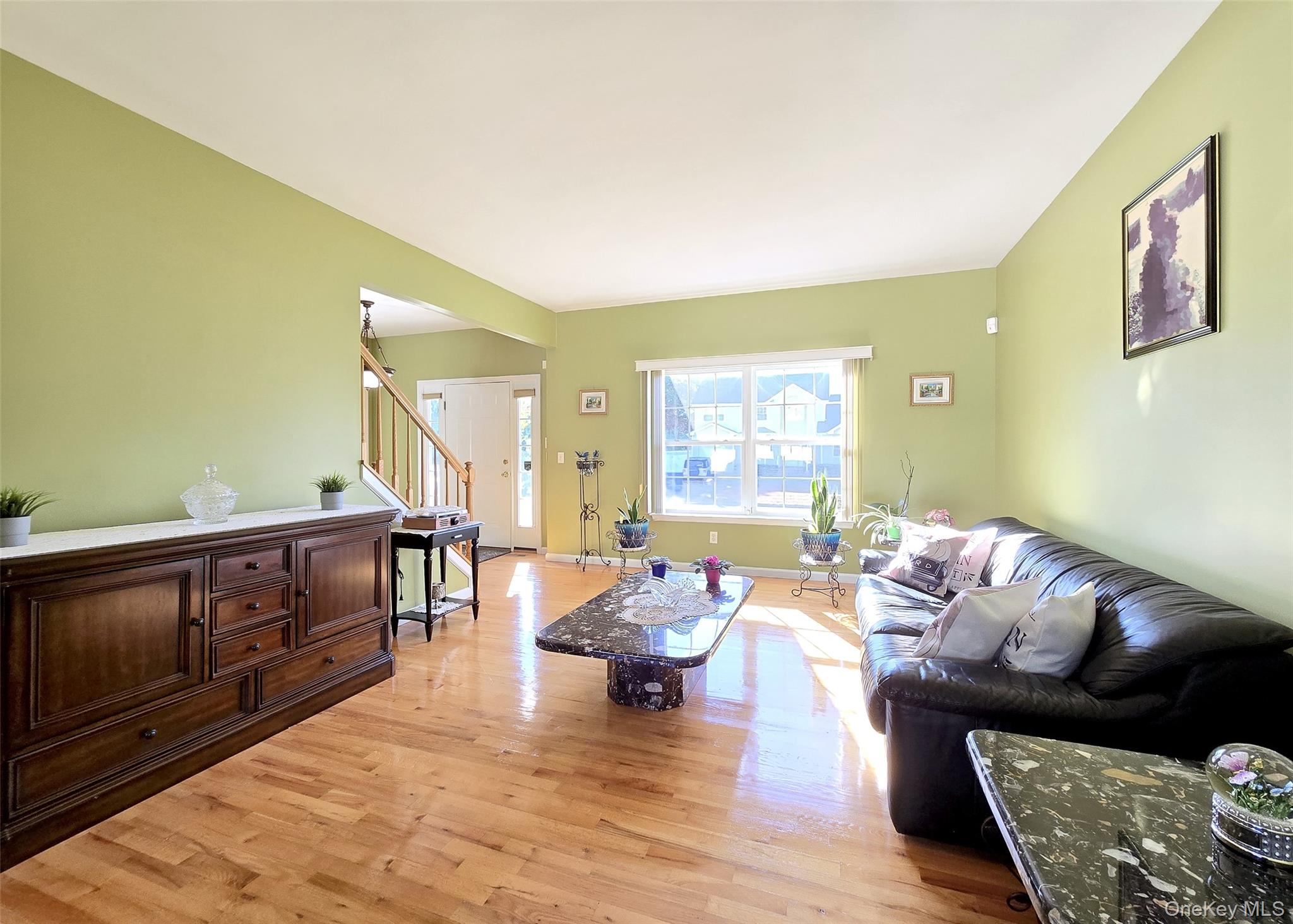 5 North Street, Coram, NY 11727