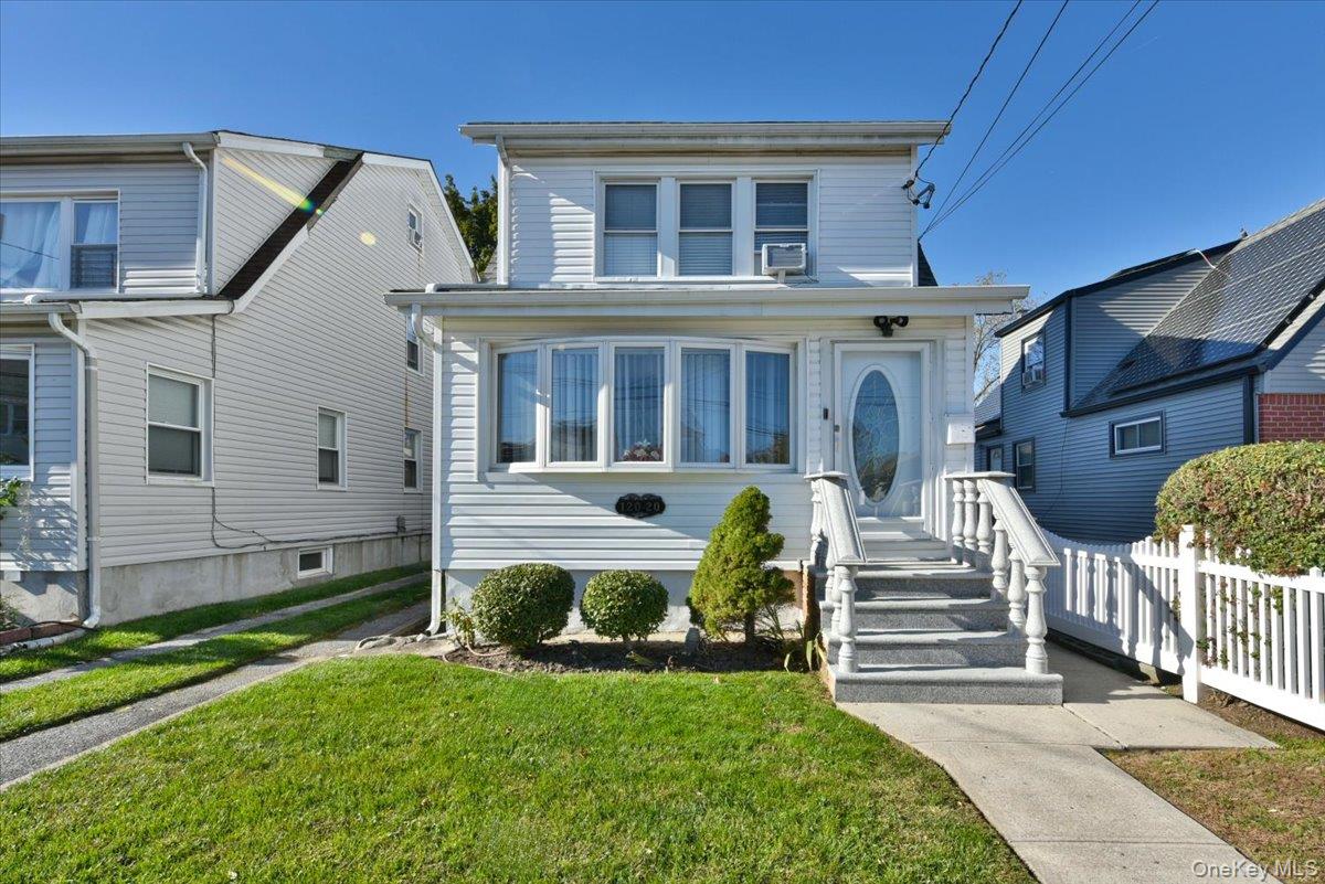 120-20 194th Street, Saint Albans, NY 11412