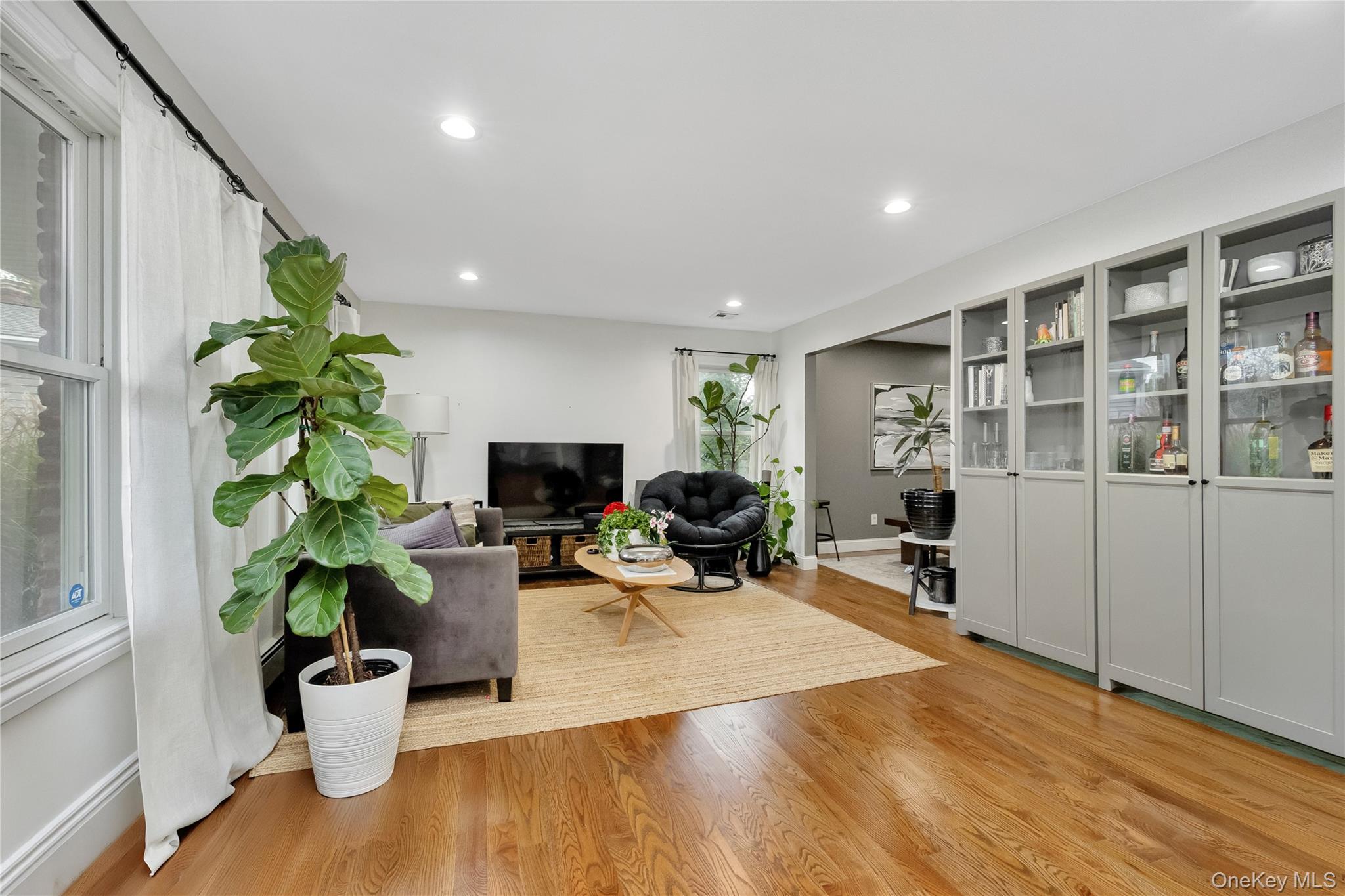 3256 Park Avenue, Wantagh, NY 11793