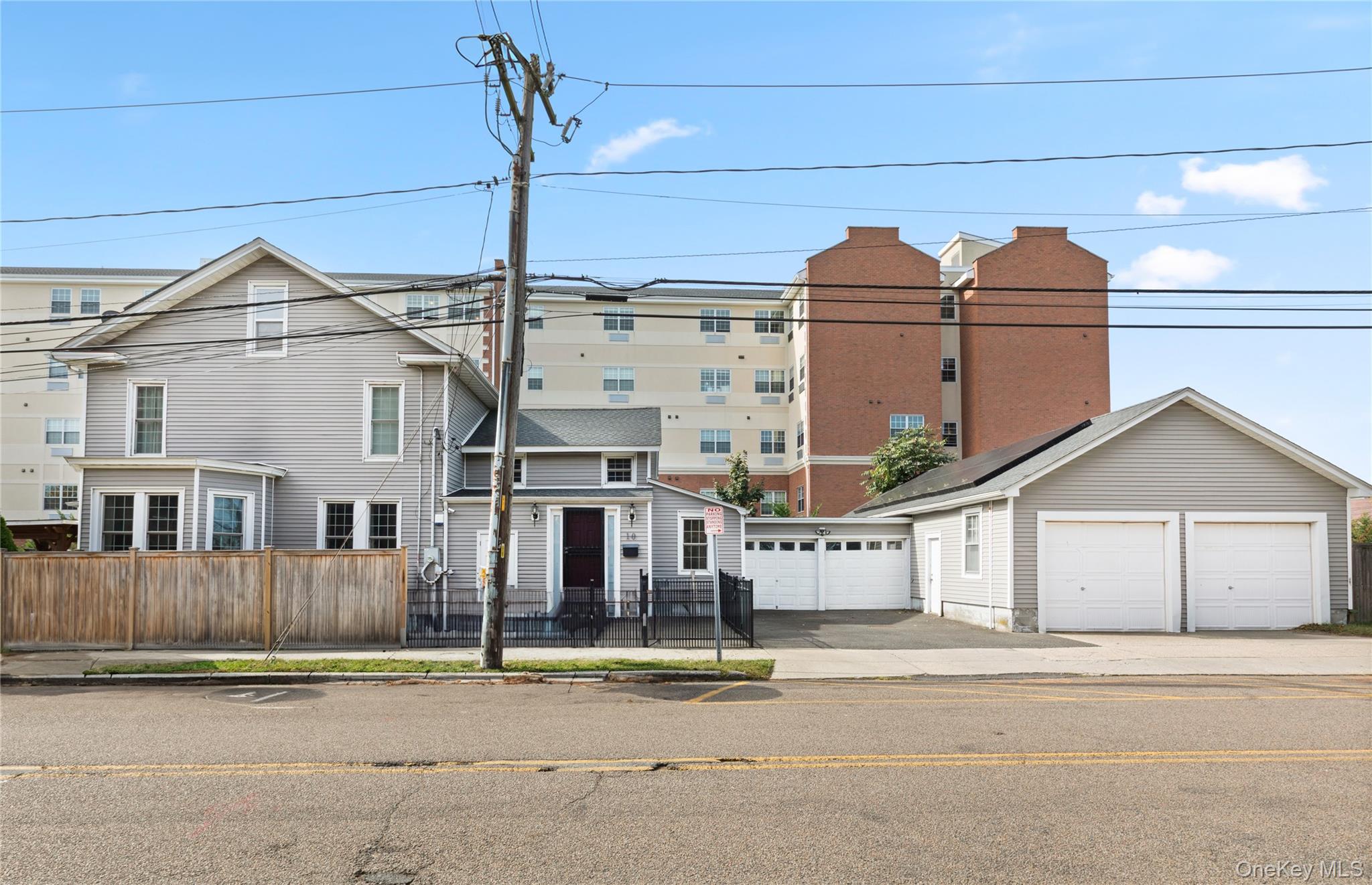 10 Maple Avenue, Patchogue, NY 11772