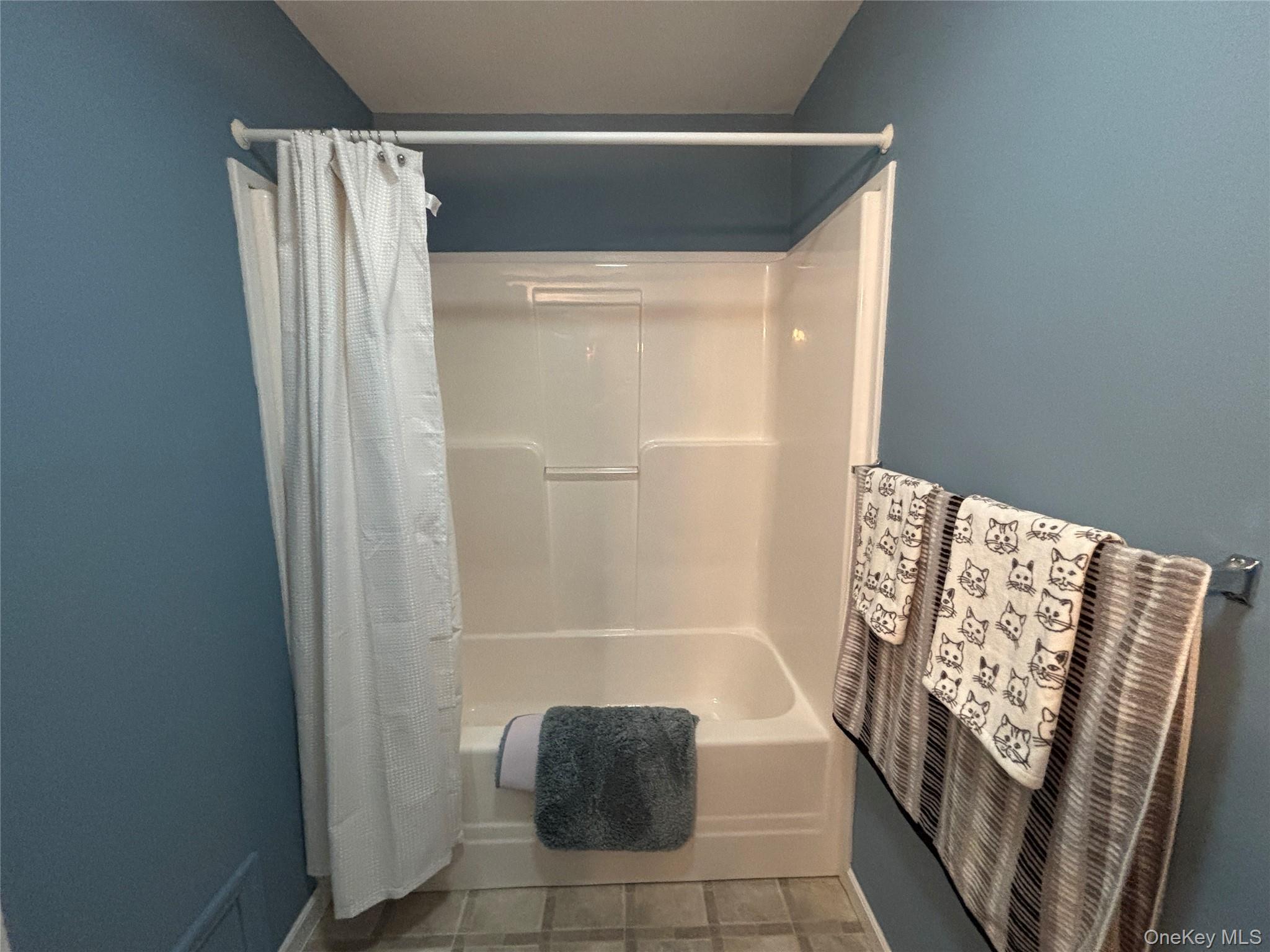 1661 Old Country Road # 506, Riverhead, NY 11901