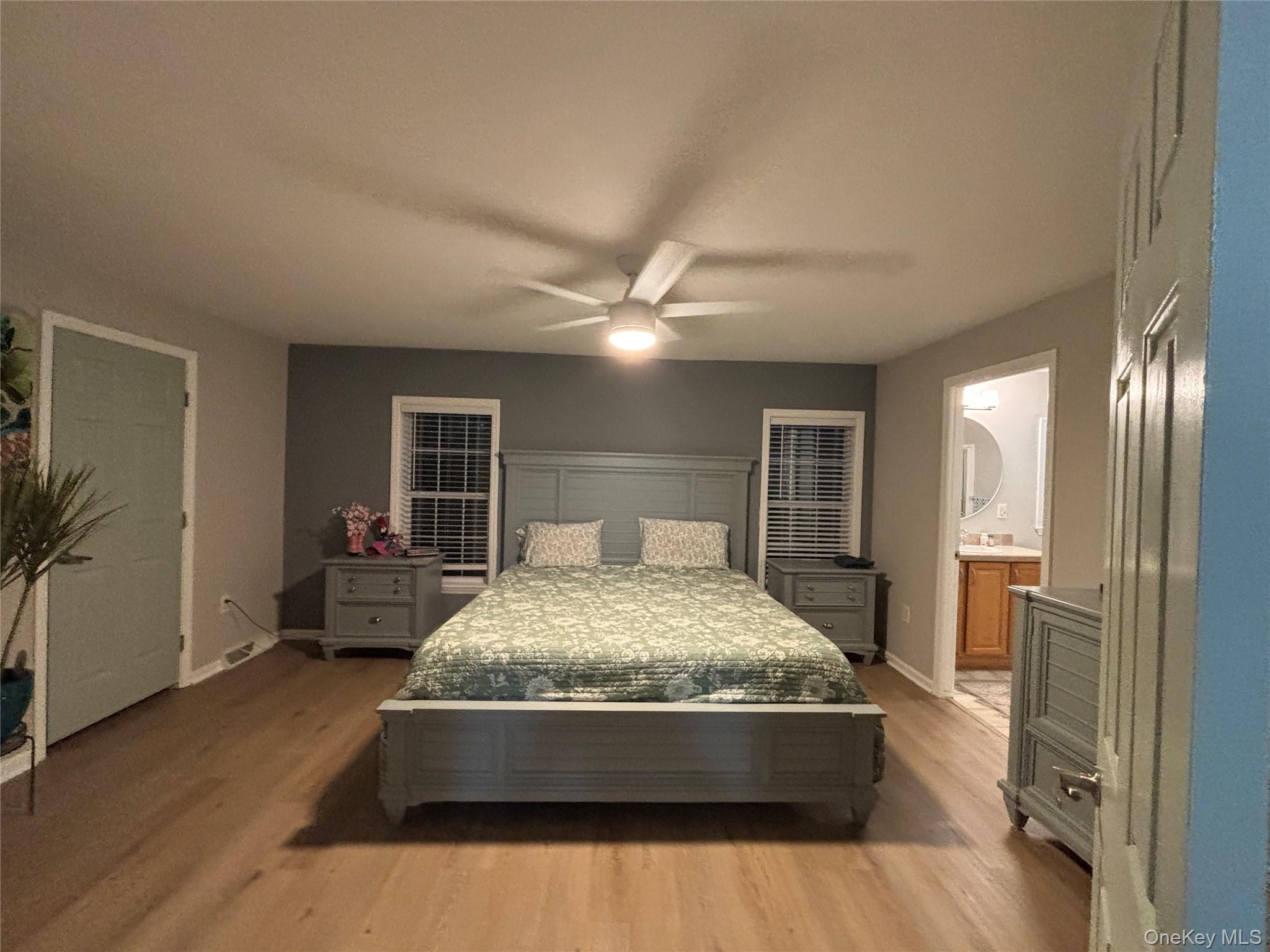 1661 Old Country Road # 506, Riverhead, NY 11901