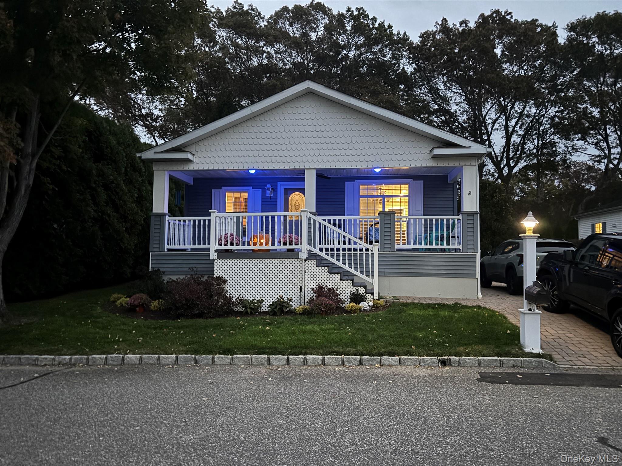 1661 Old Country Road # 506, Riverhead, NY 11901