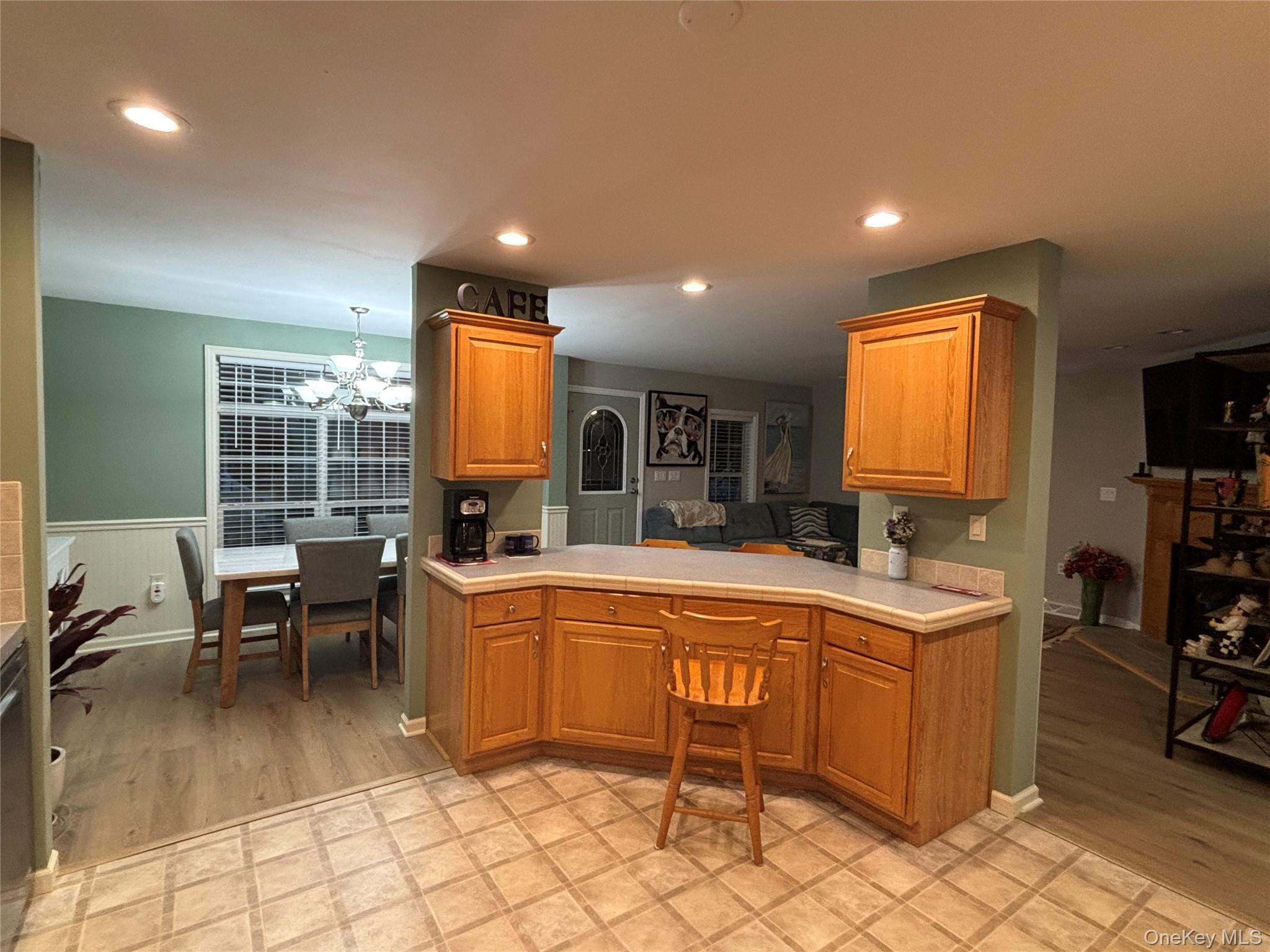 1661 Old Country Road # 506, Riverhead, NY 11901