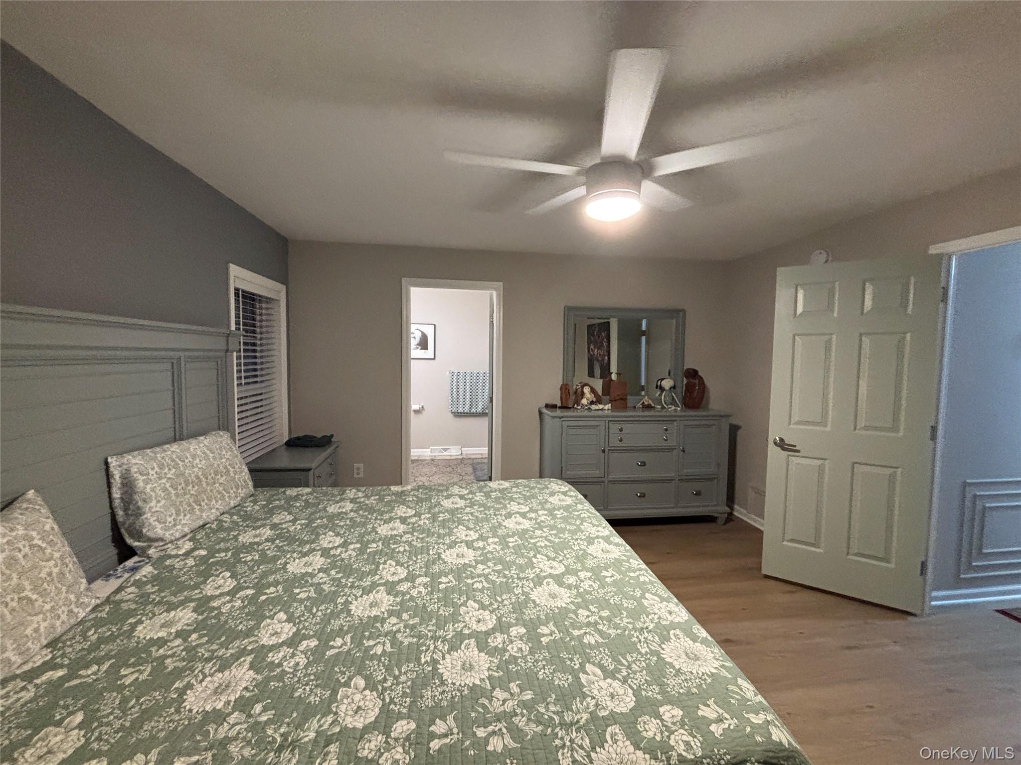 1661 Old Country Road # 506, Riverhead, NY 11901