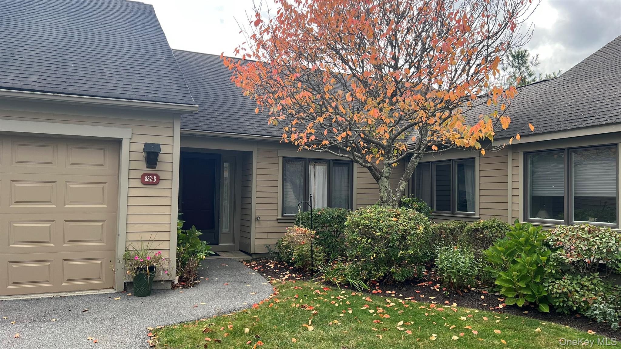 882 Heritage Hills # B, Somers, NY 10589