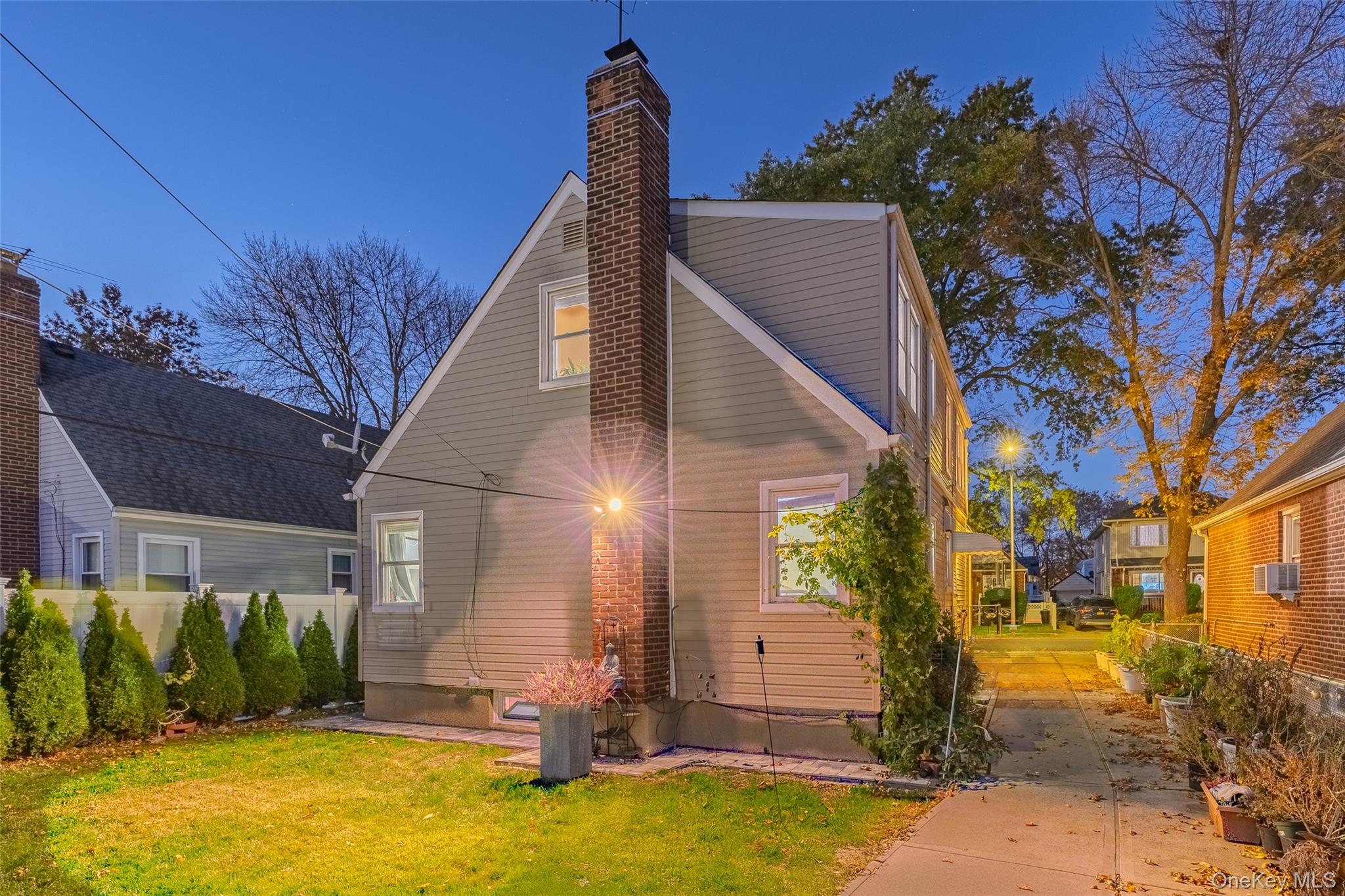 24612 86th Road, Bellerose, NY 11426