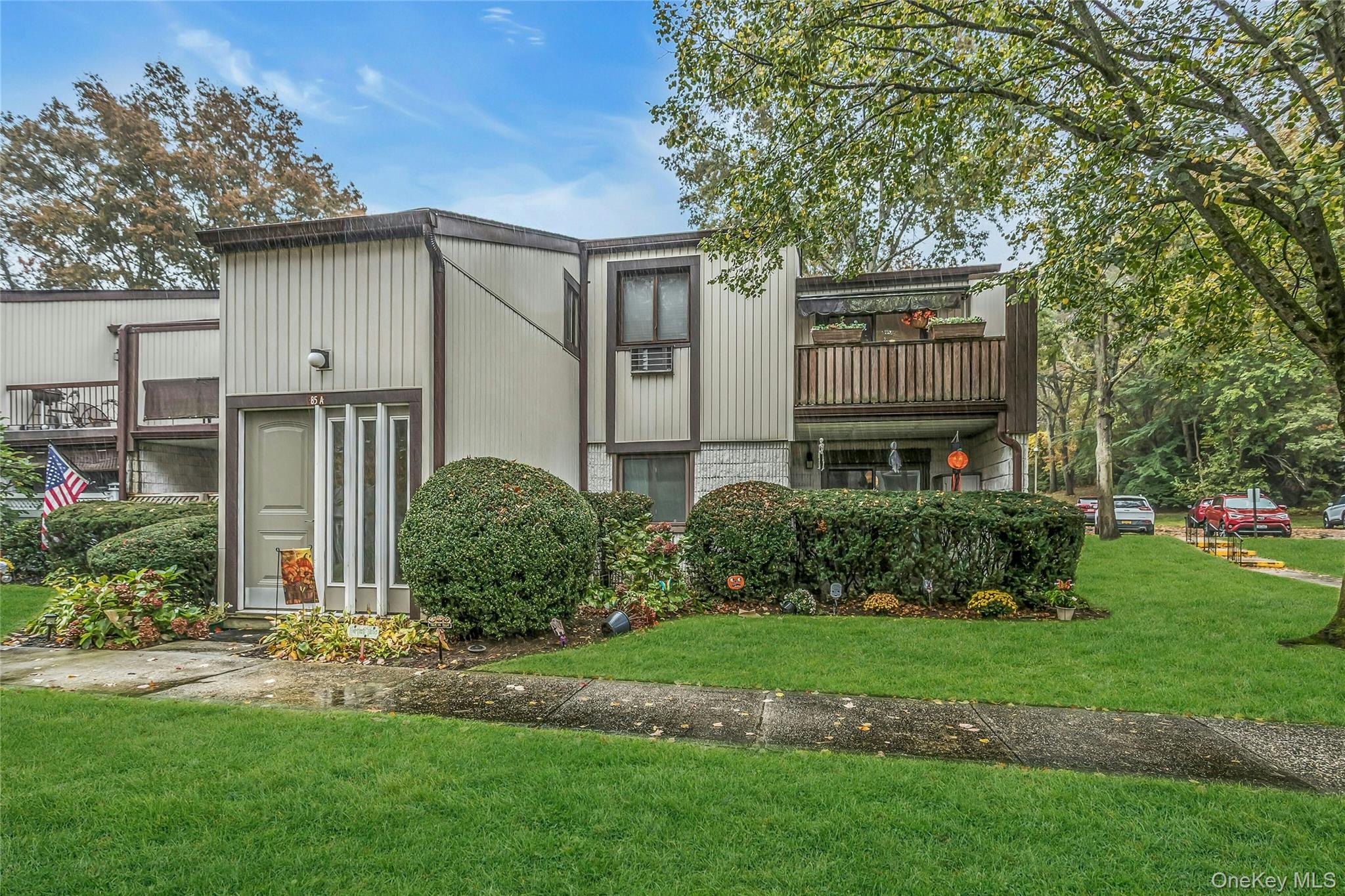 85 Richmond Boulevard # 4A, Ronkonkoma, NY 11779