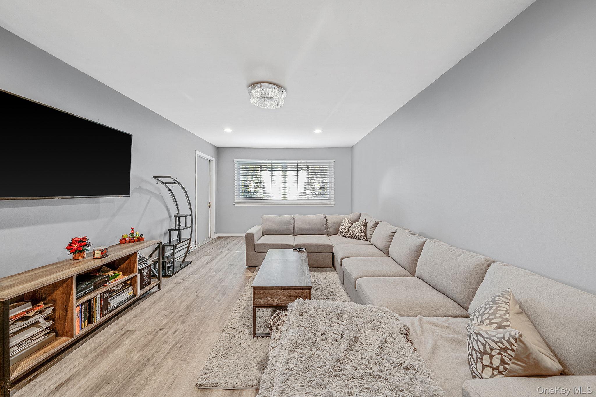 40 W 4th Street # 62, Patchogue, NY 11772